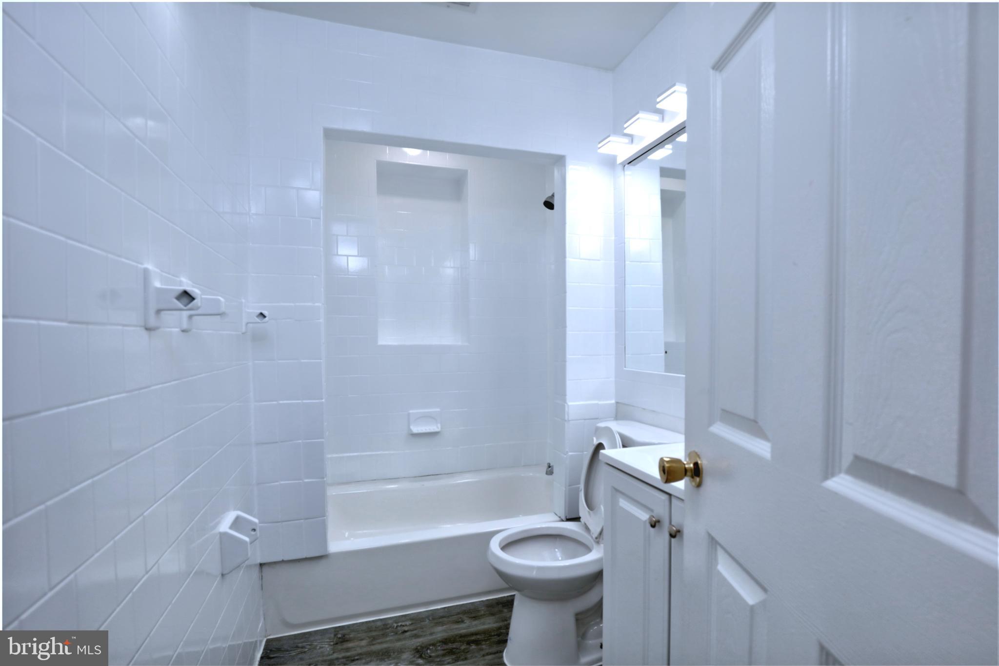 CLINTON ESTATES - Residential