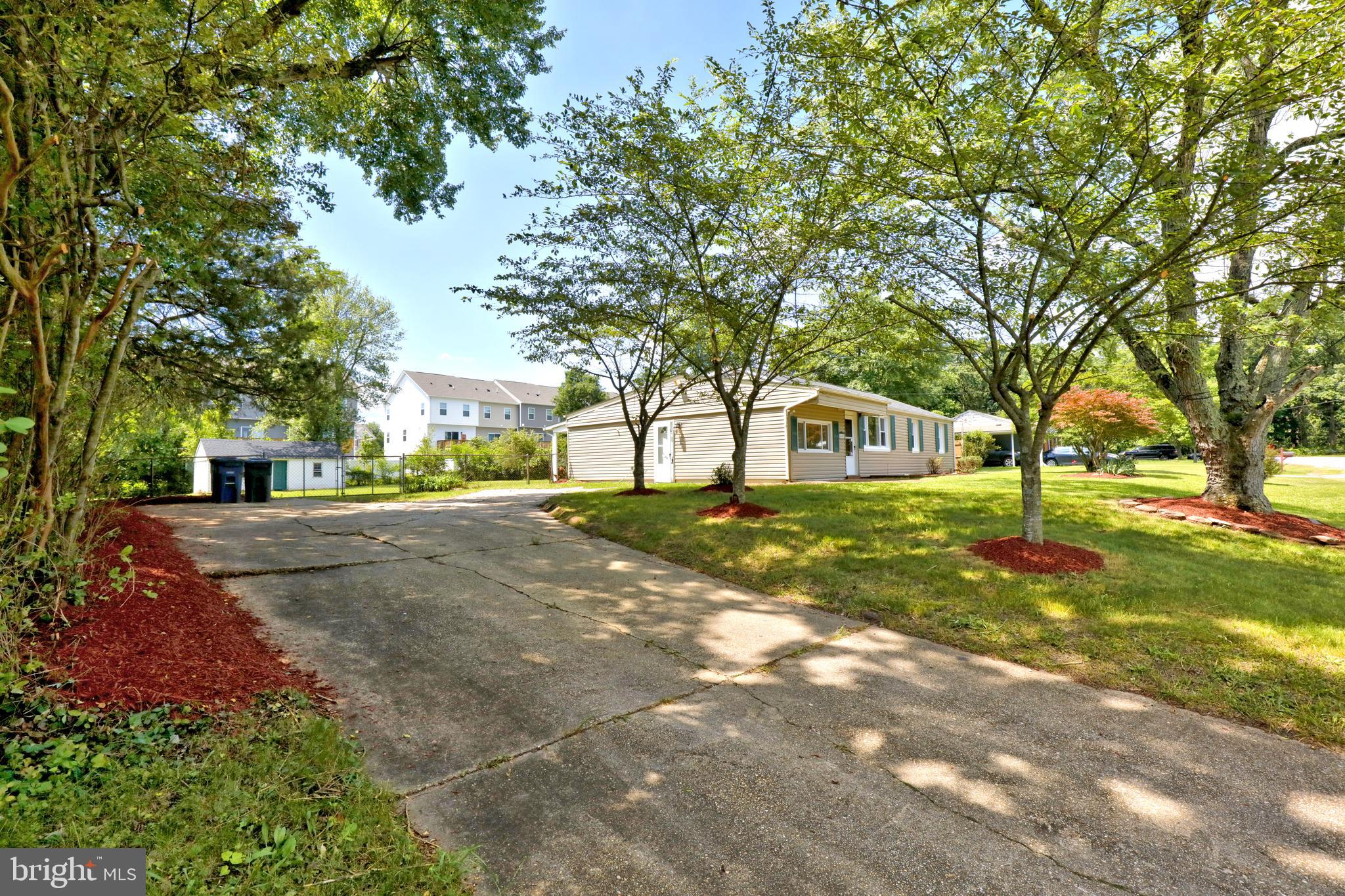 CLINTON ESTATES - Residential