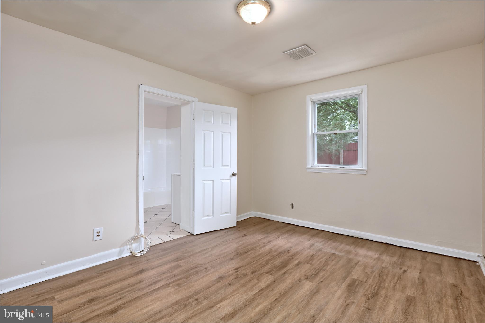 CLINTON ESTATES - Residential