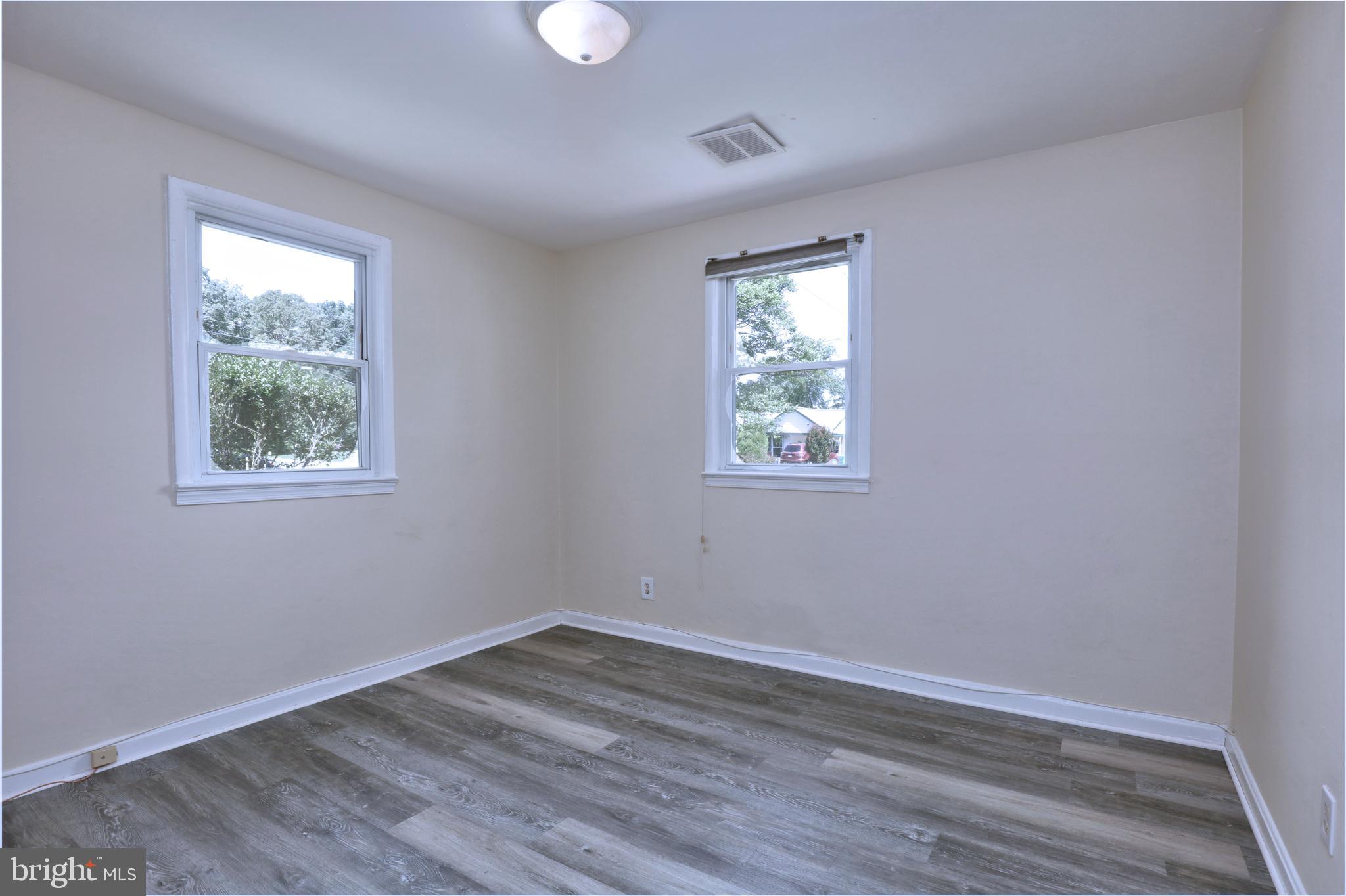 CLINTON ESTATES - Residential