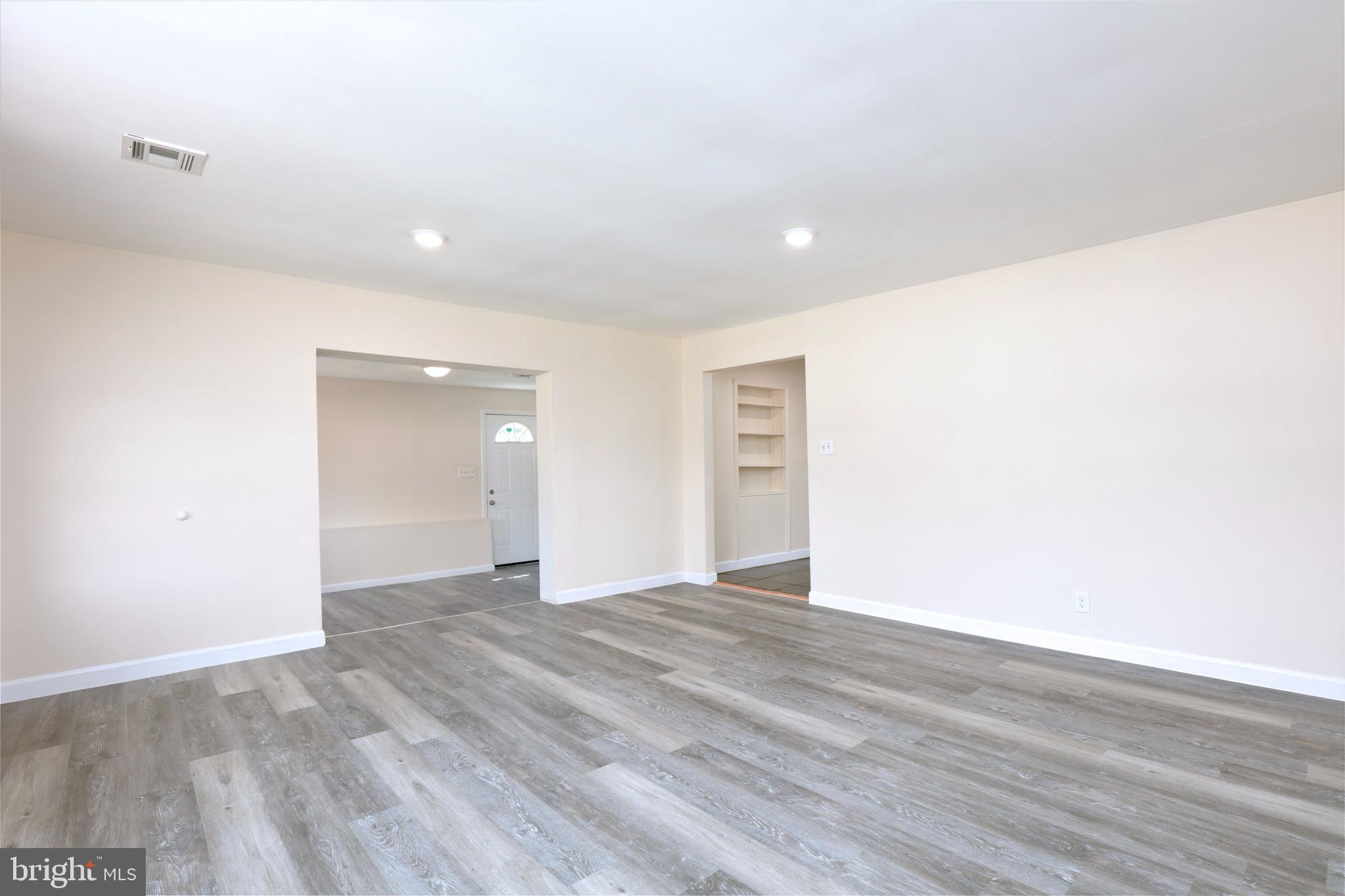 CLINTON ESTATES - Residential