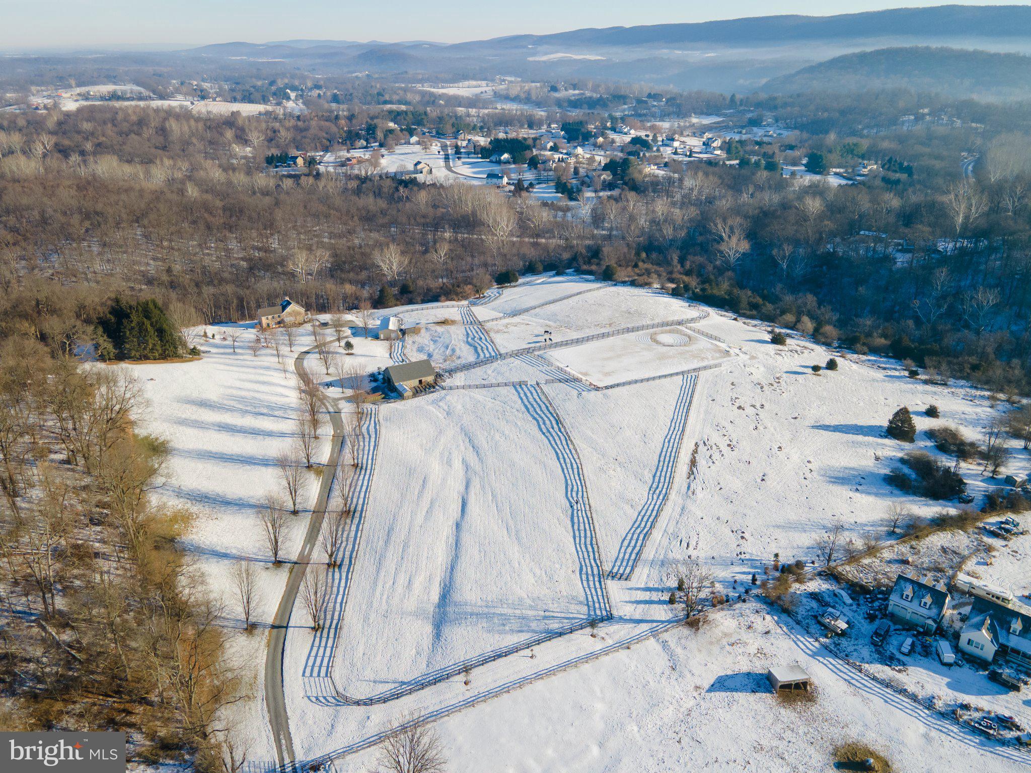 STONEWALL ESTATES - Residential