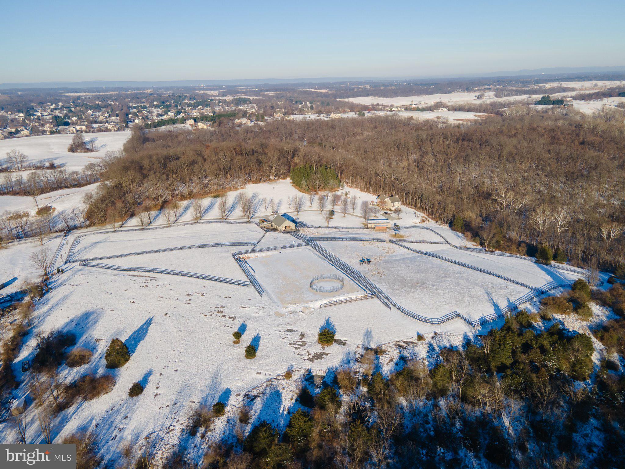 STONEWALL ESTATES - Residential