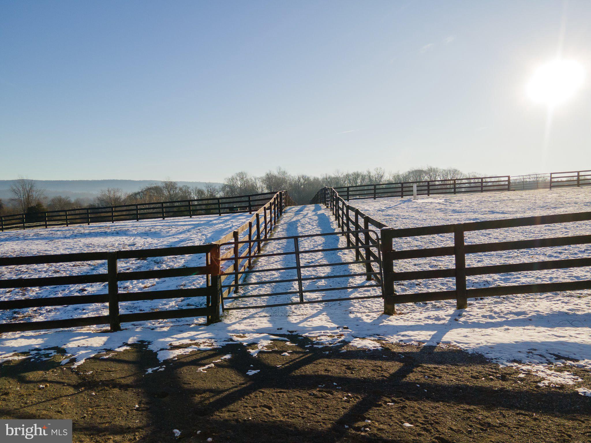 STONEWALL ESTATES - Residential
