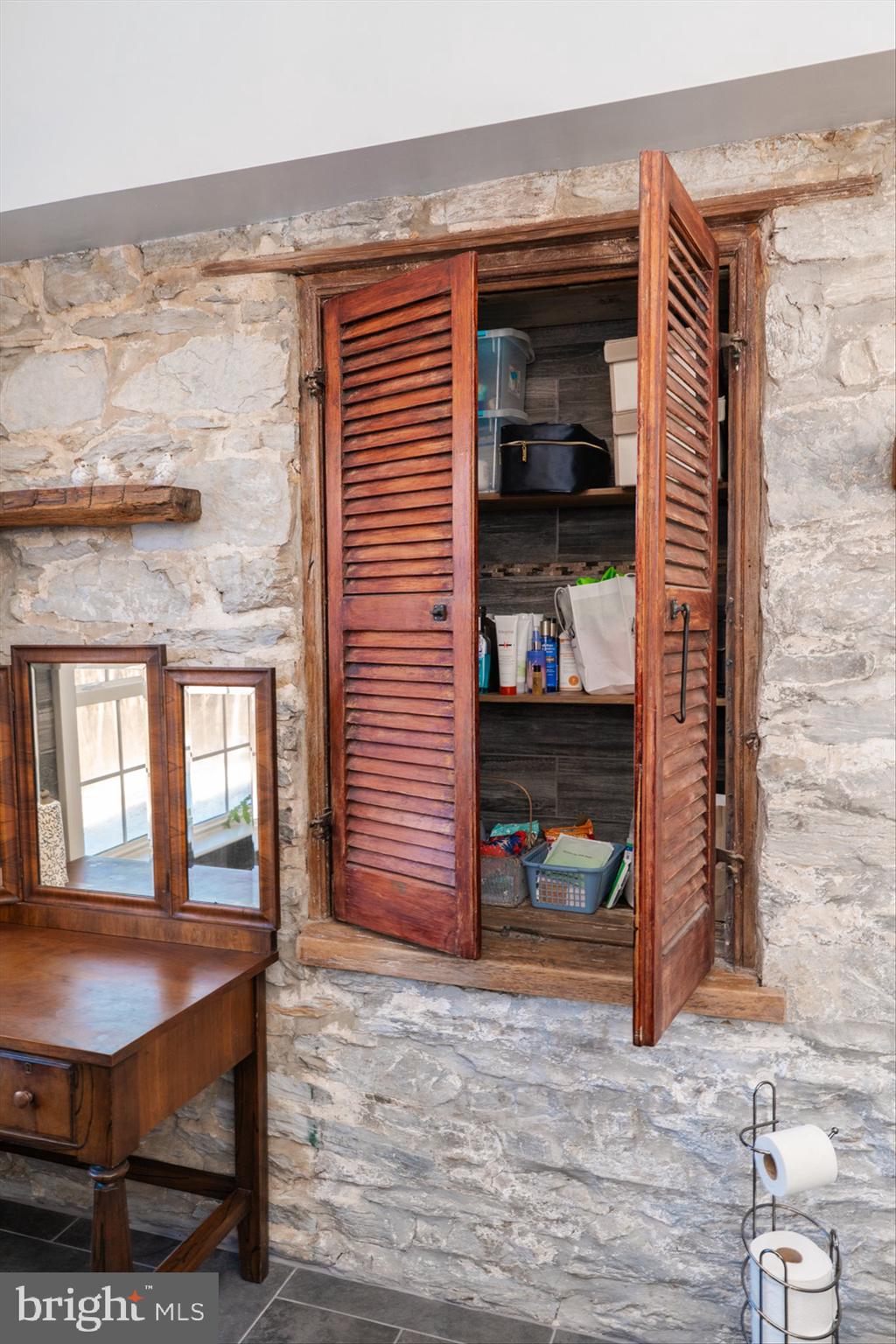 STONEWALL ESTATES - Residential