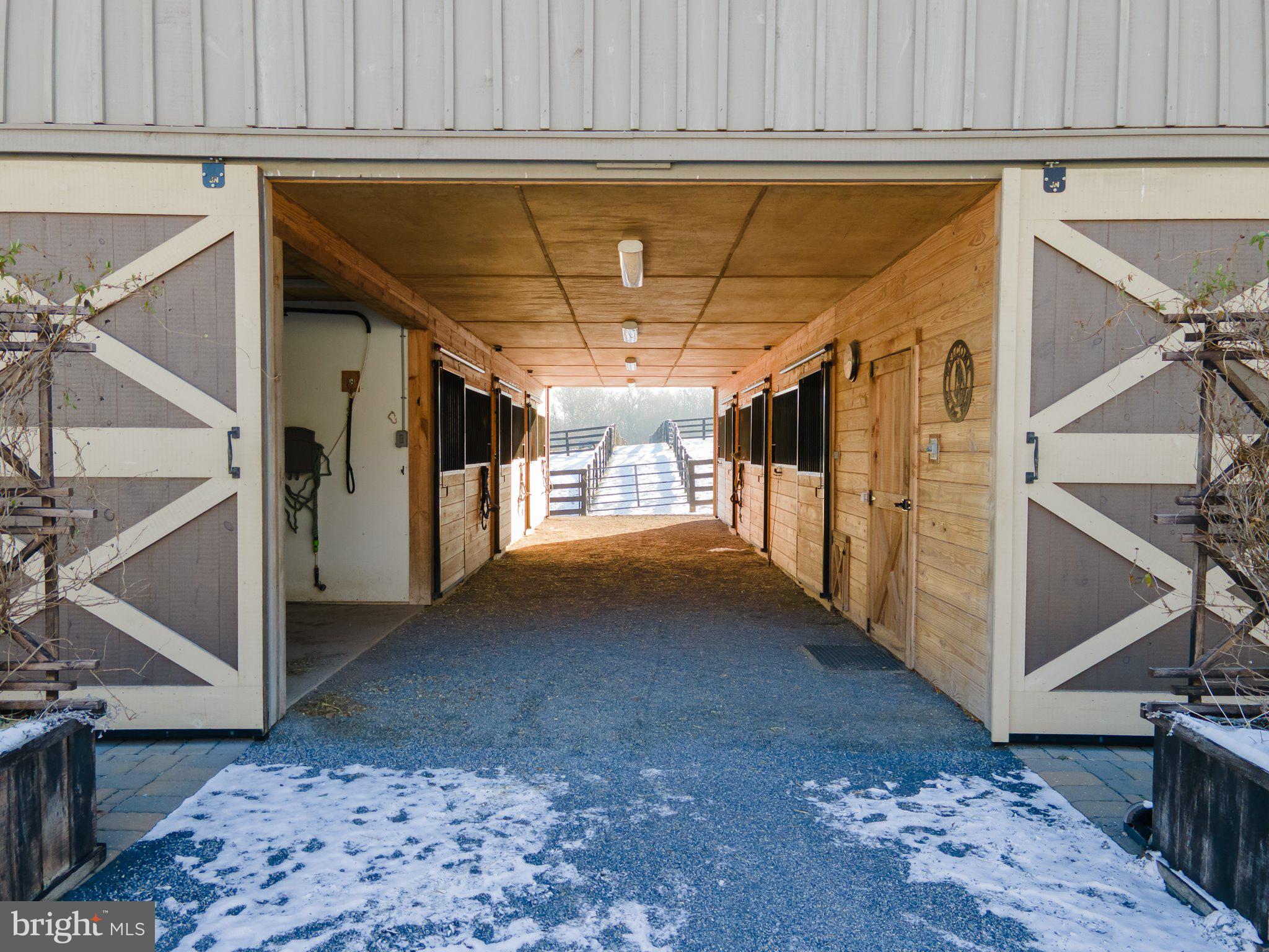 STONEWALL ESTATES - Residential