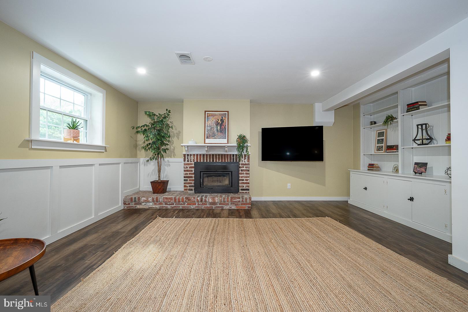 WALLACE WOODS - Residential