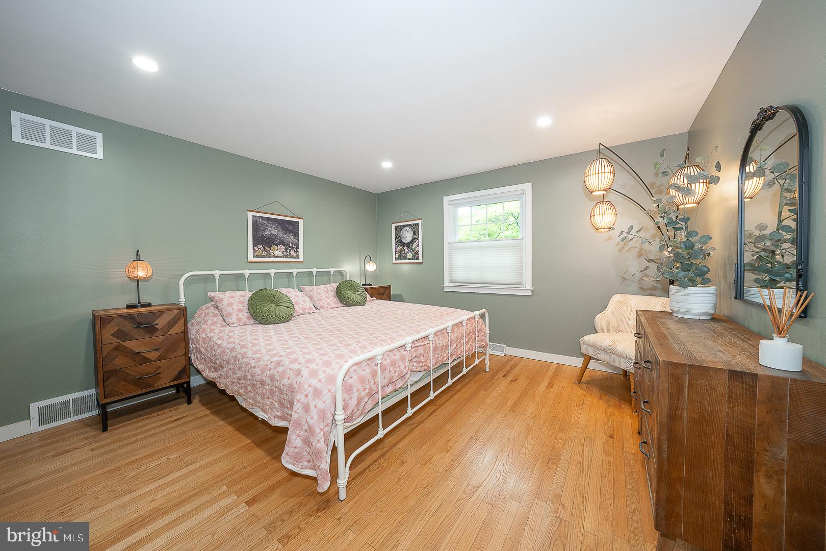 WALLACE WOODS - Residential