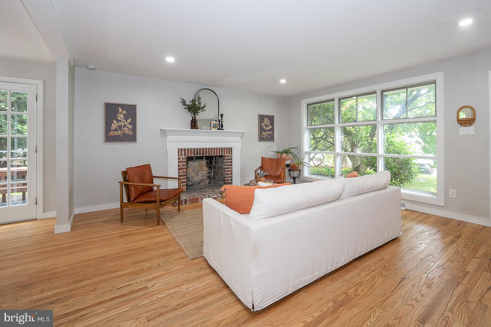 WALLACE WOODS - Residential