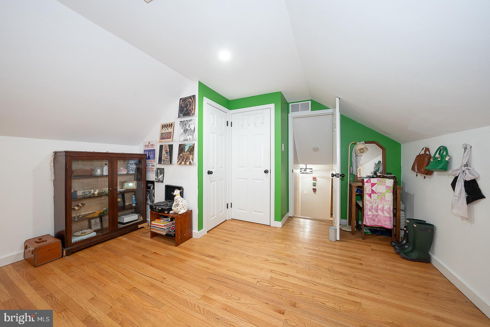 WALLACE WOODS - Residential