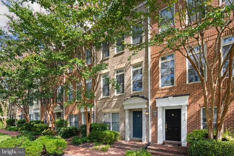 4340 N HENDERSON ROAD ARLINGTON VA 22203