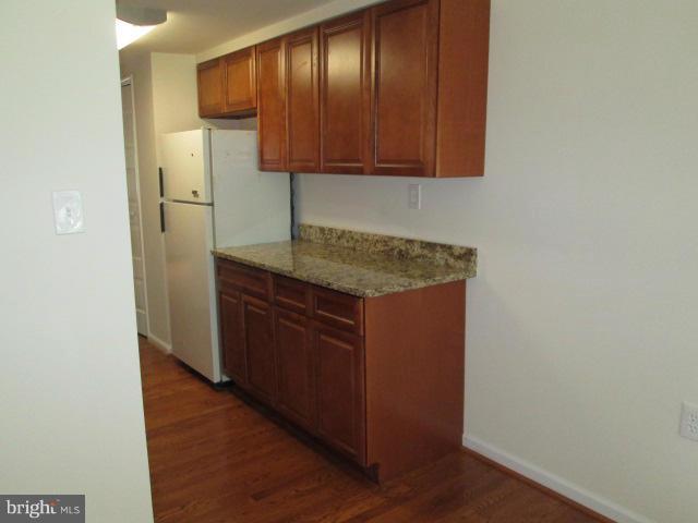BURKE STATION SQUARE - Residential