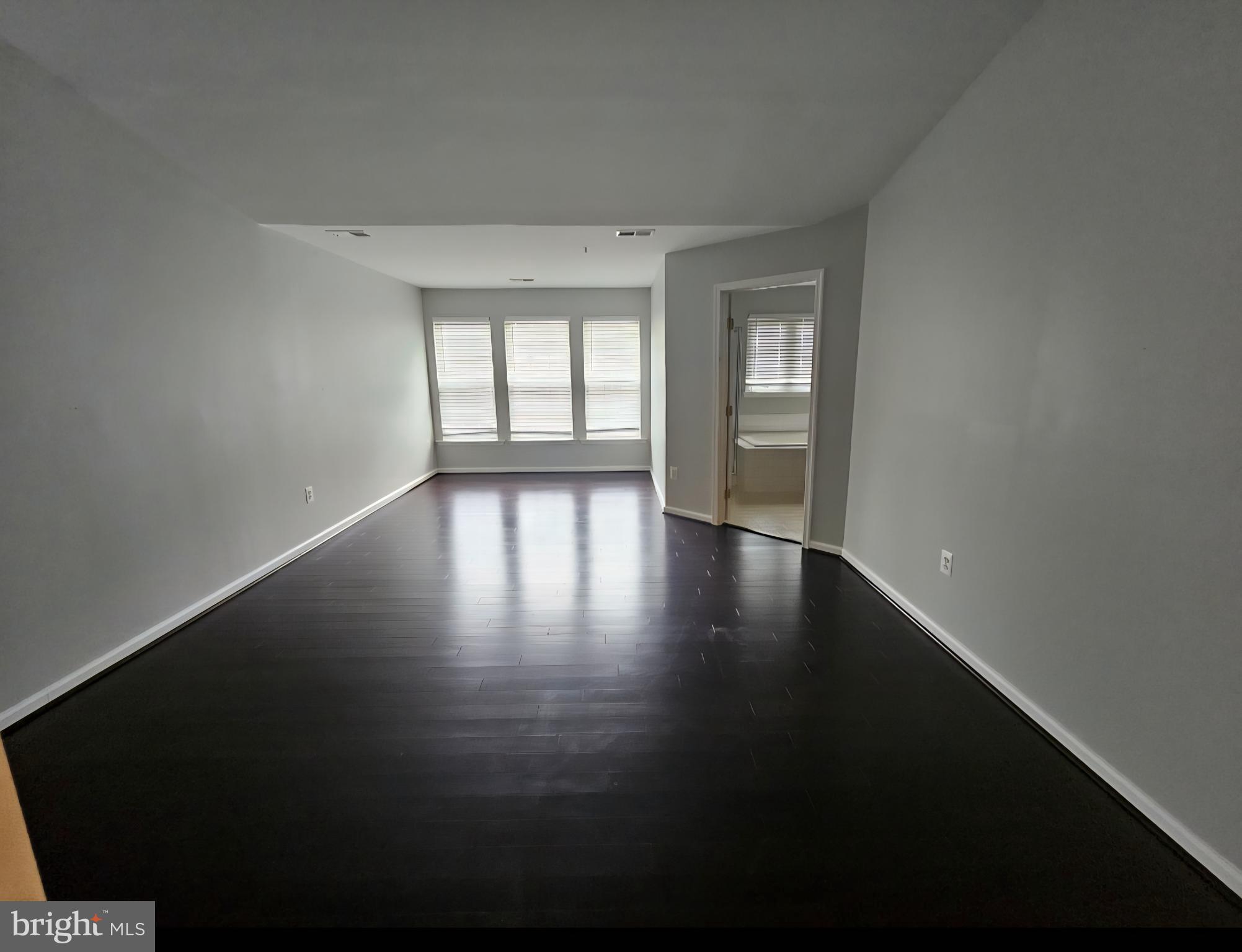 WOODVIEW VILLAGE WEST - Residential