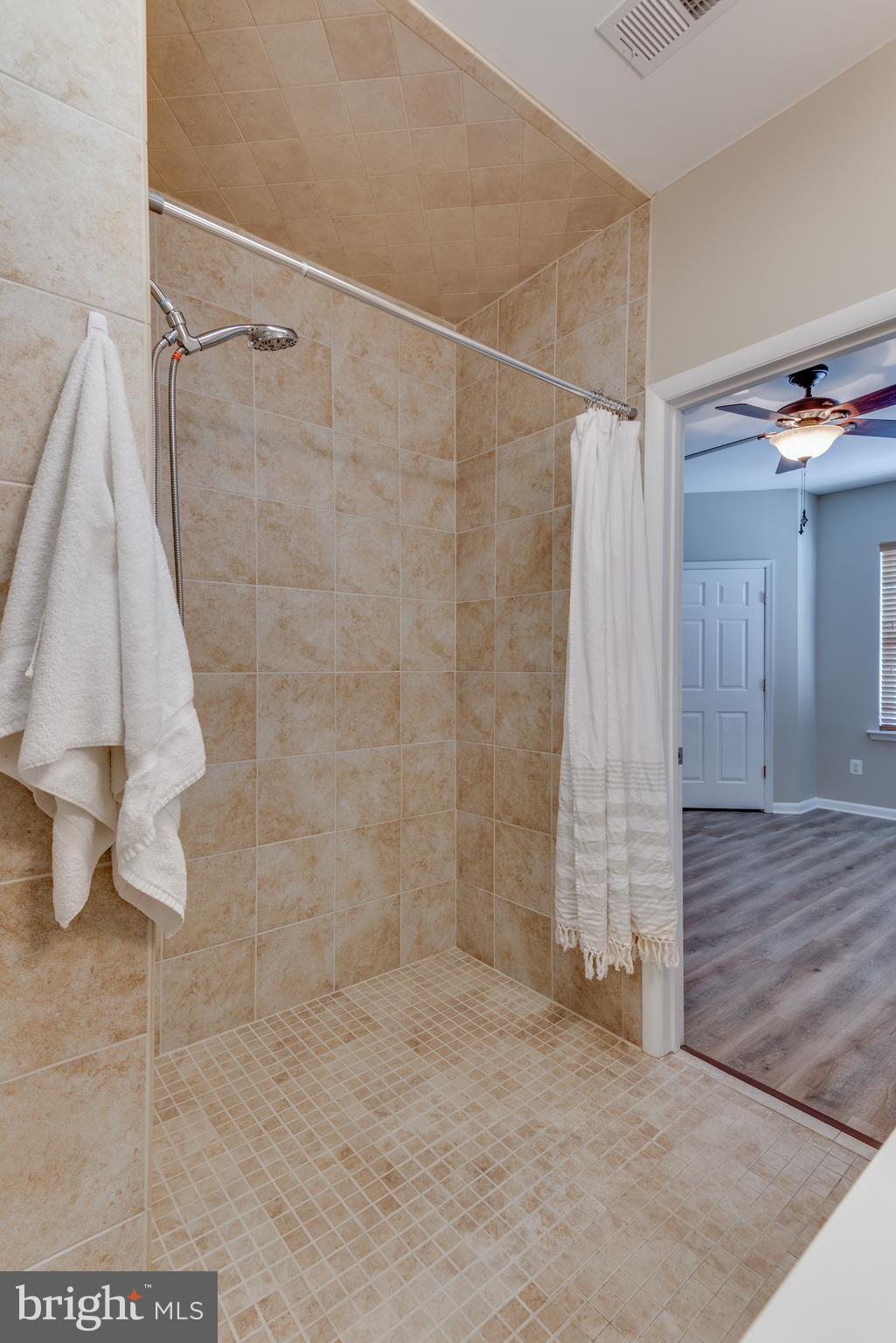 THE RESIDENCES OF WILDEWOOD - Residential