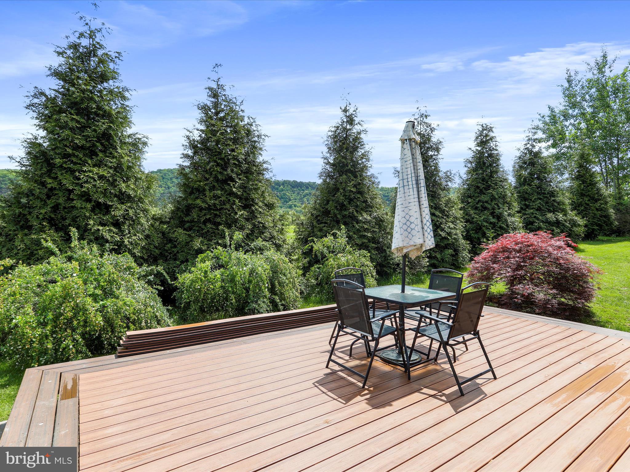 FRENCH'S NECK WEST - Residential