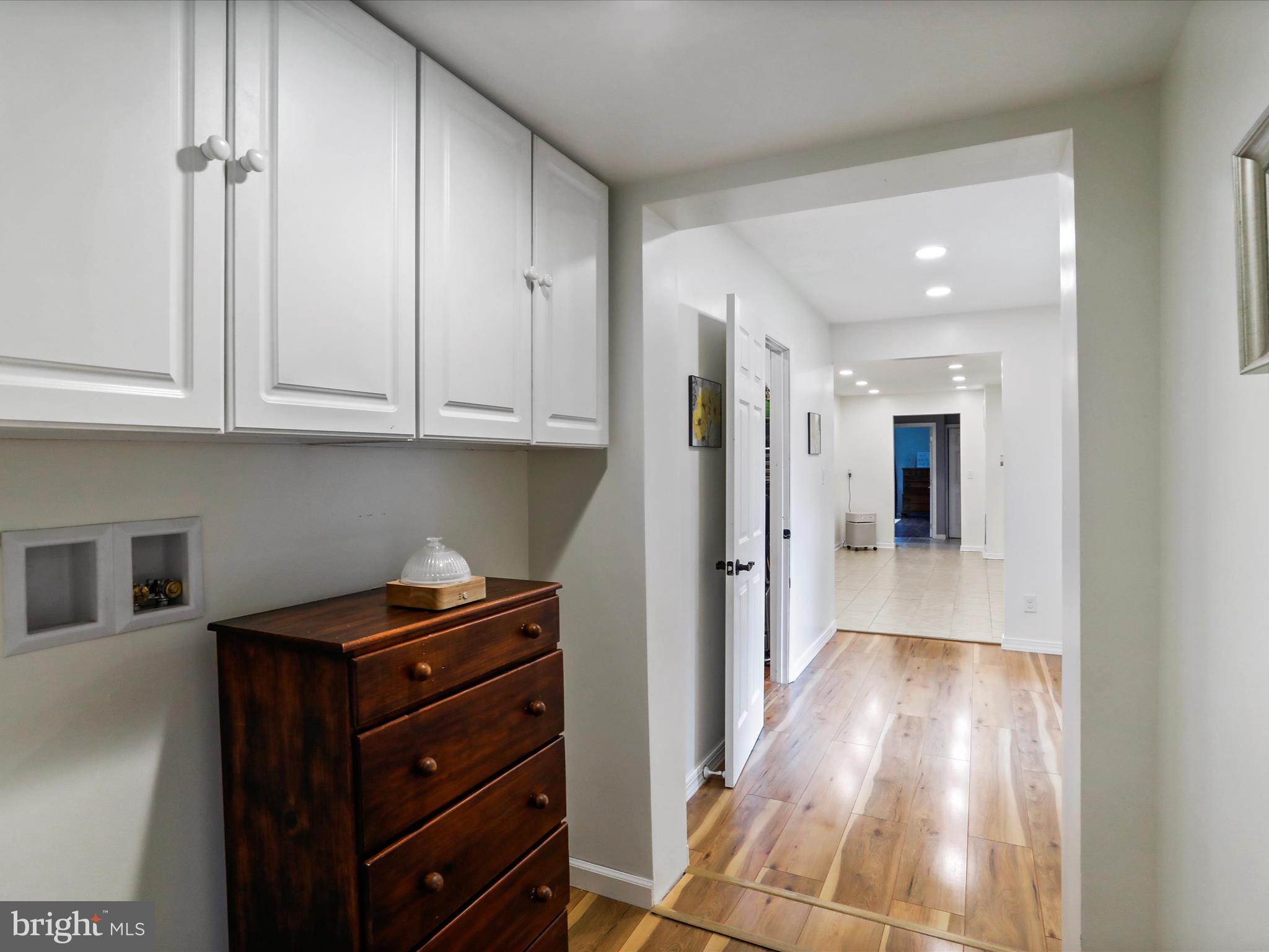 FRENCH'S NECK WEST - Residential