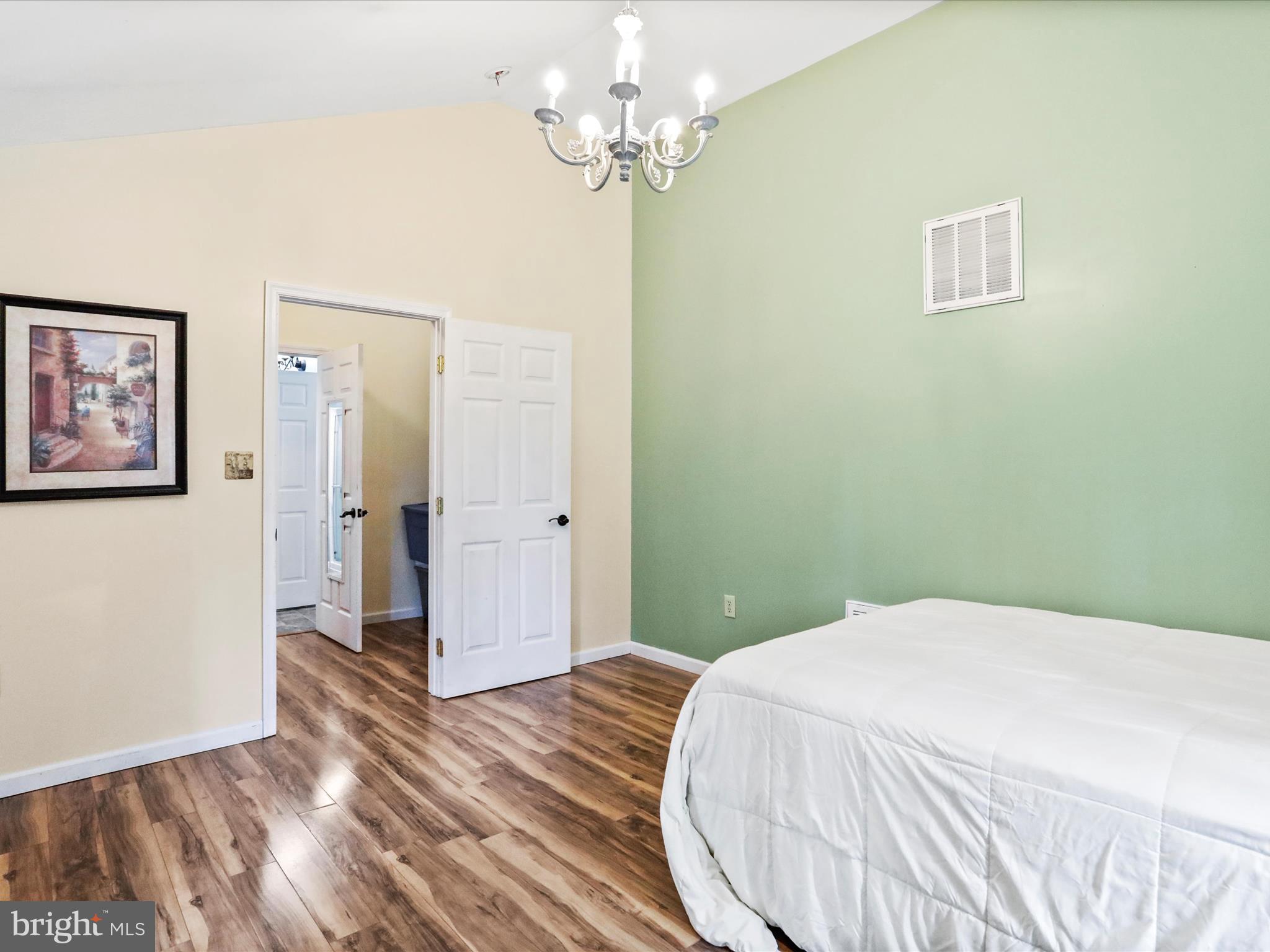 FRENCH'S NECK WEST - Residential