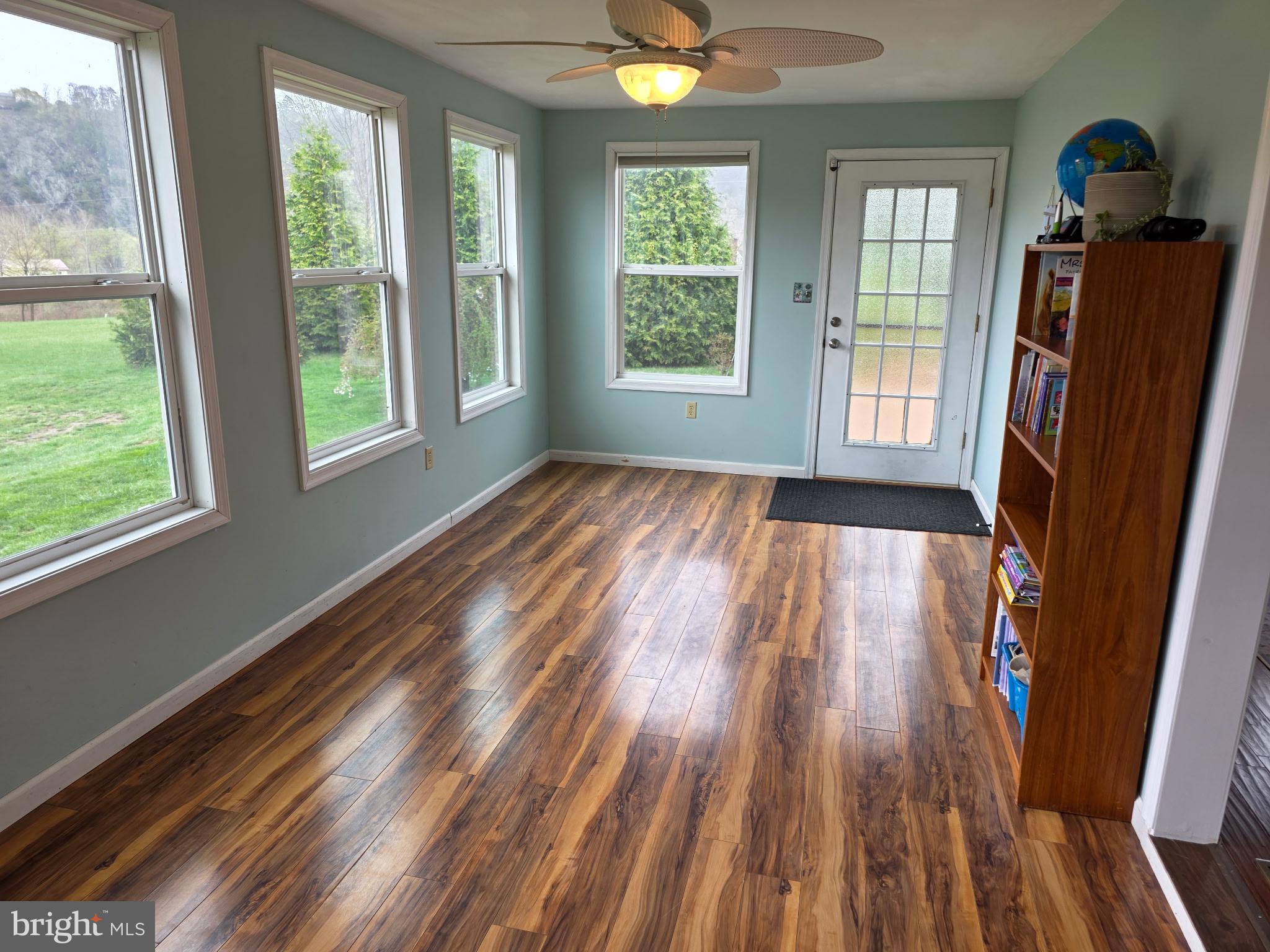 FRENCH'S NECK WEST - Residential