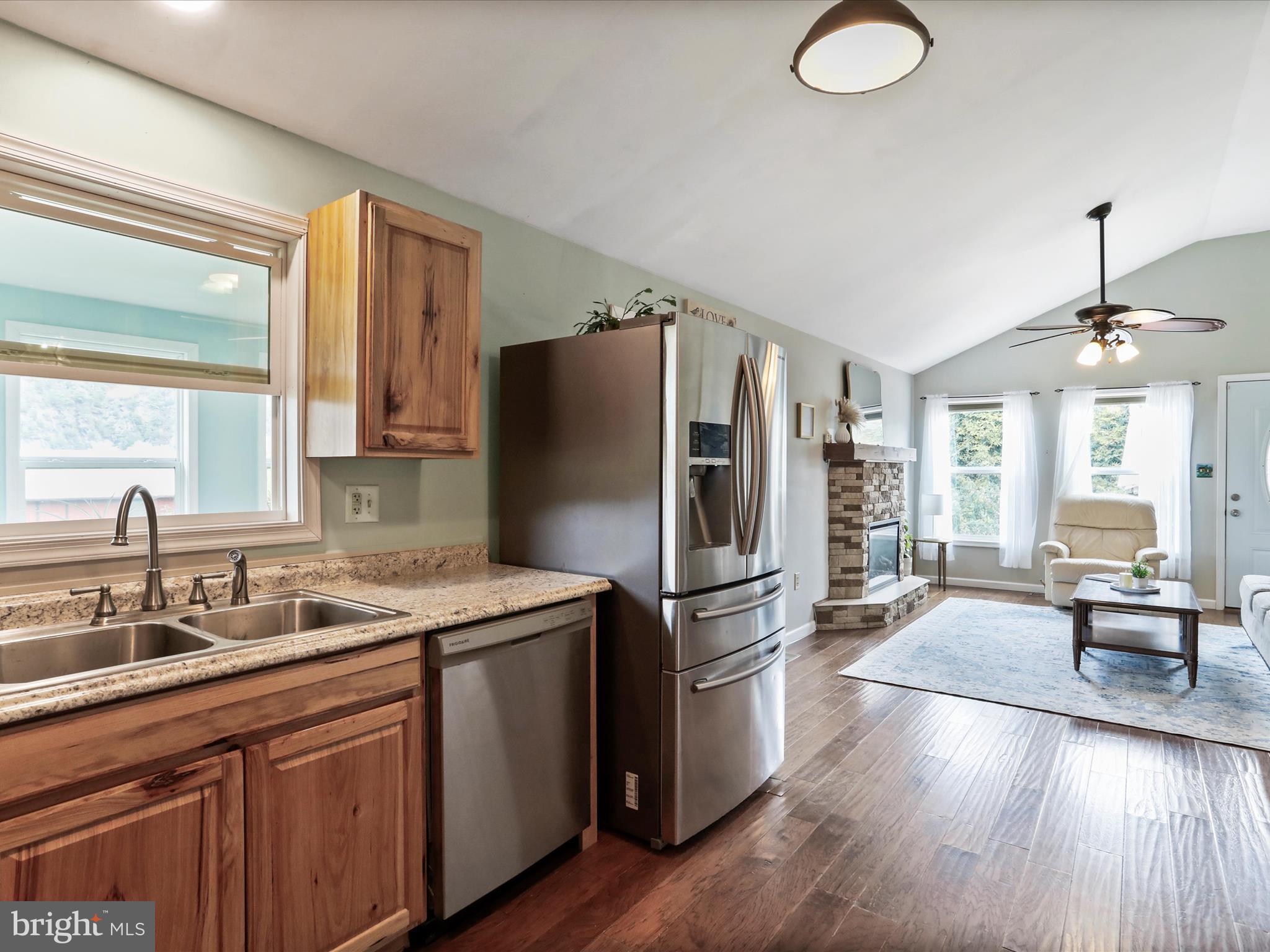 FRENCH'S NECK WEST - Residential