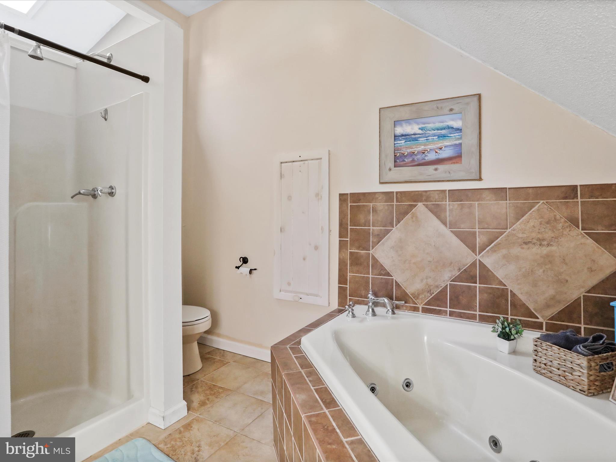 FRENCH'S NECK WEST - Residential