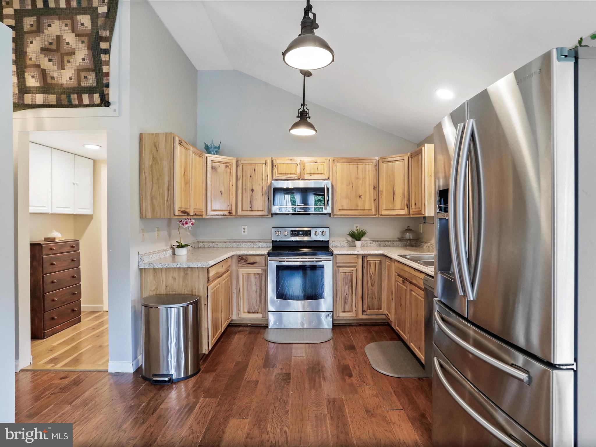 FRENCH'S NECK WEST - Residential