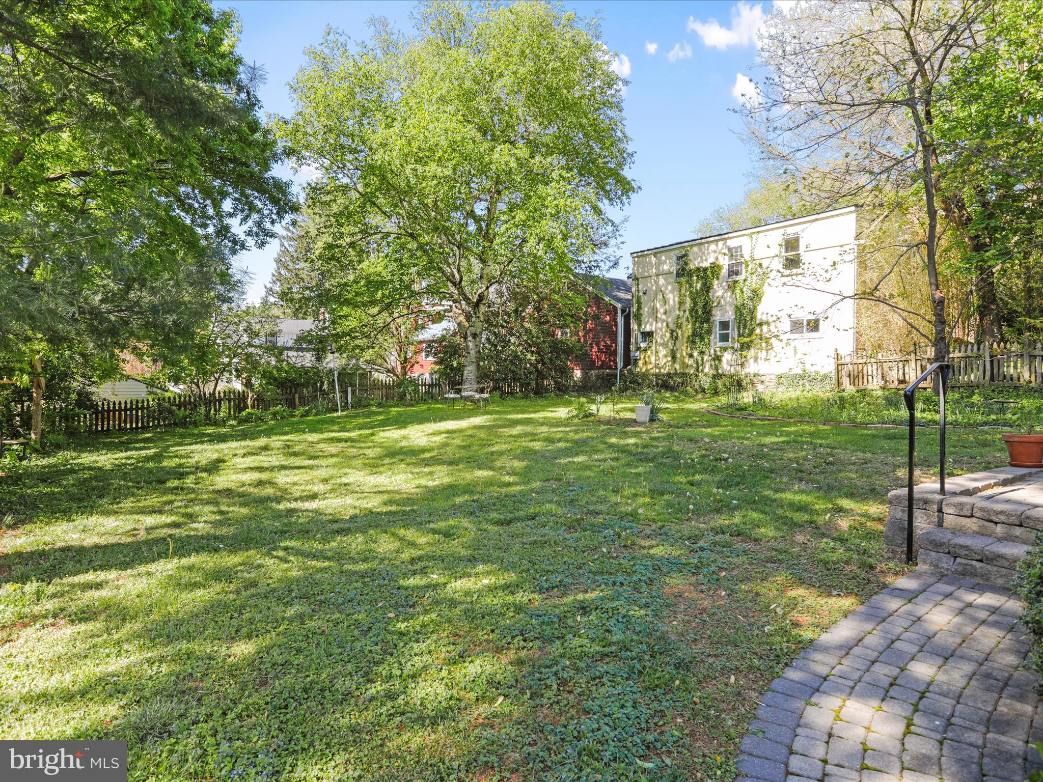 HARPERS FERRY - Residential