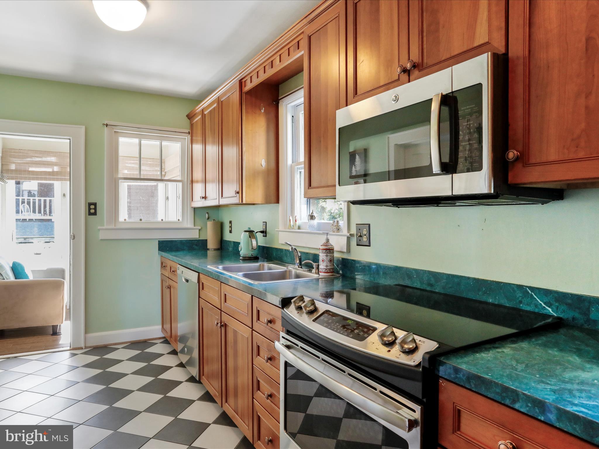 HARPERS FERRY - Residential