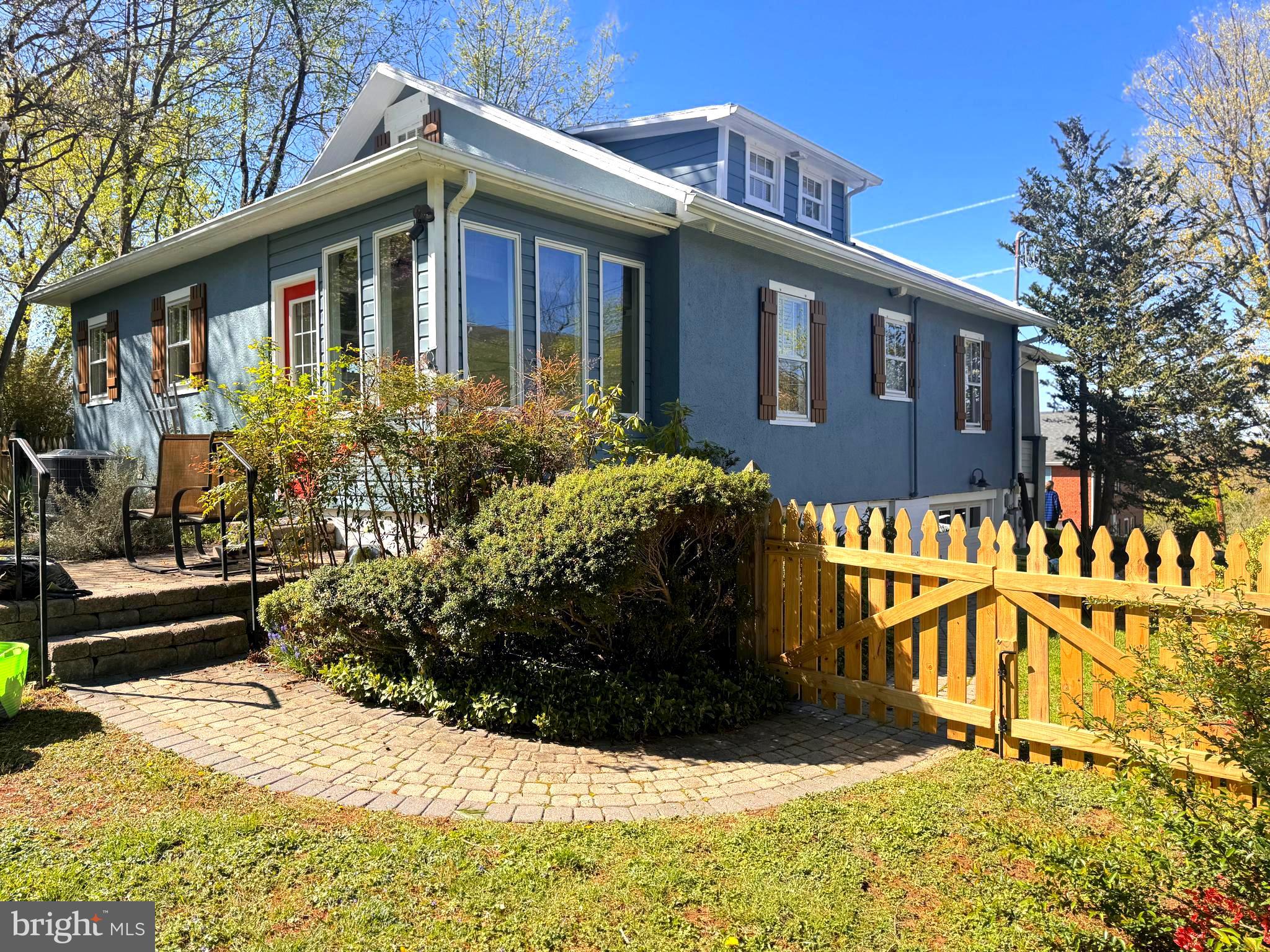 HARPERS FERRY - Residential