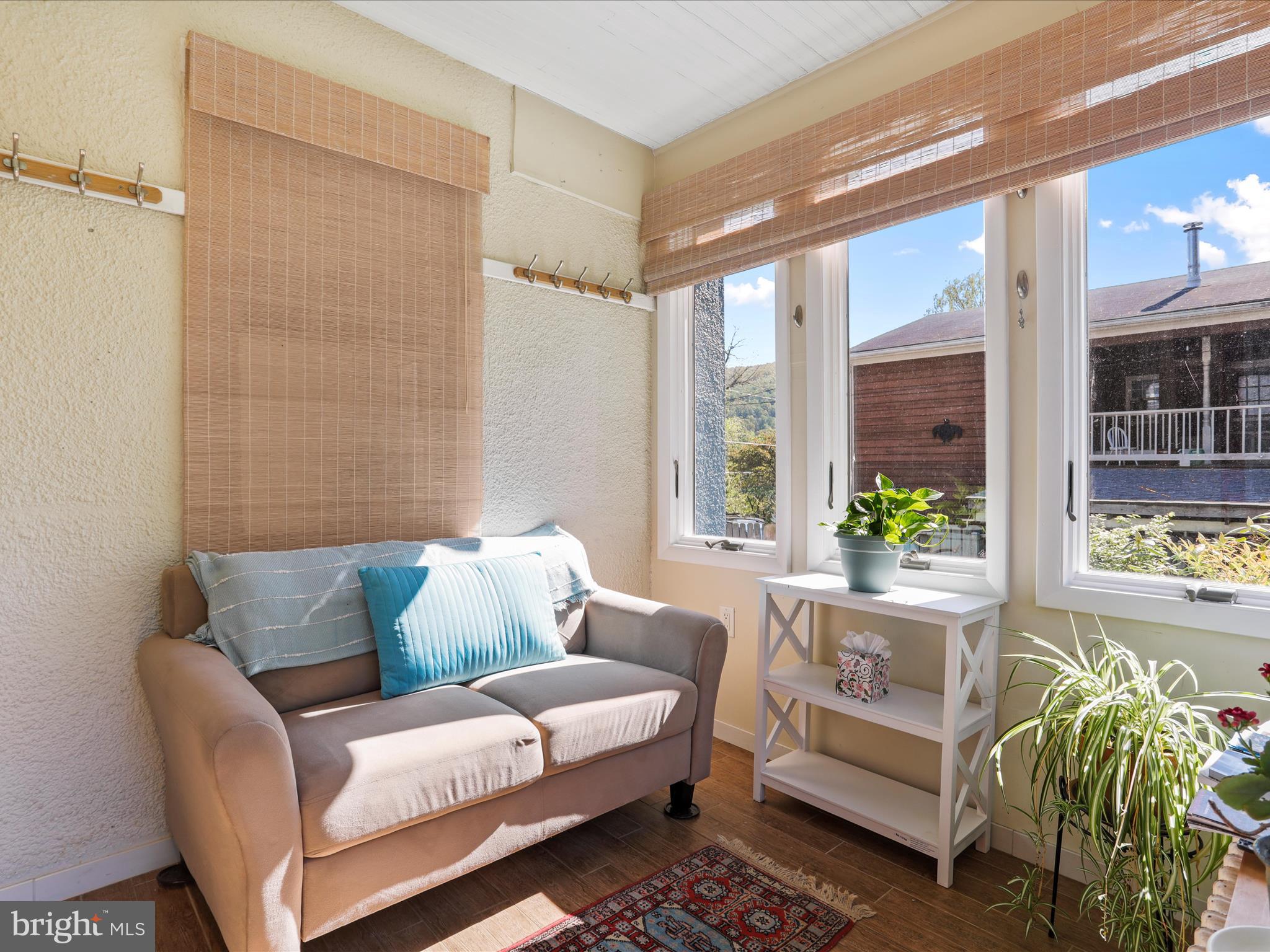 HARPERS FERRY - Residential