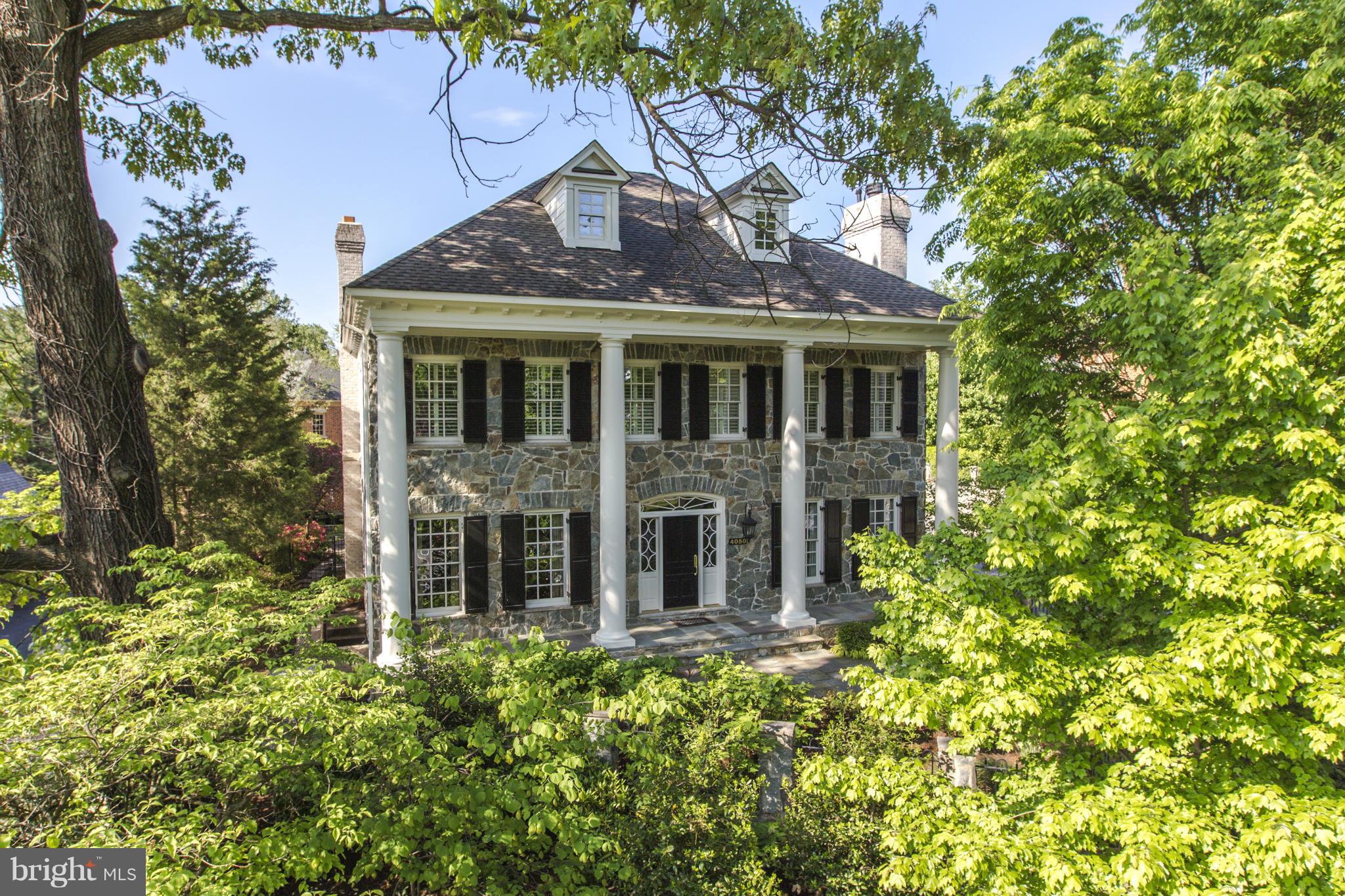 LEE HEIGHTS - Residential