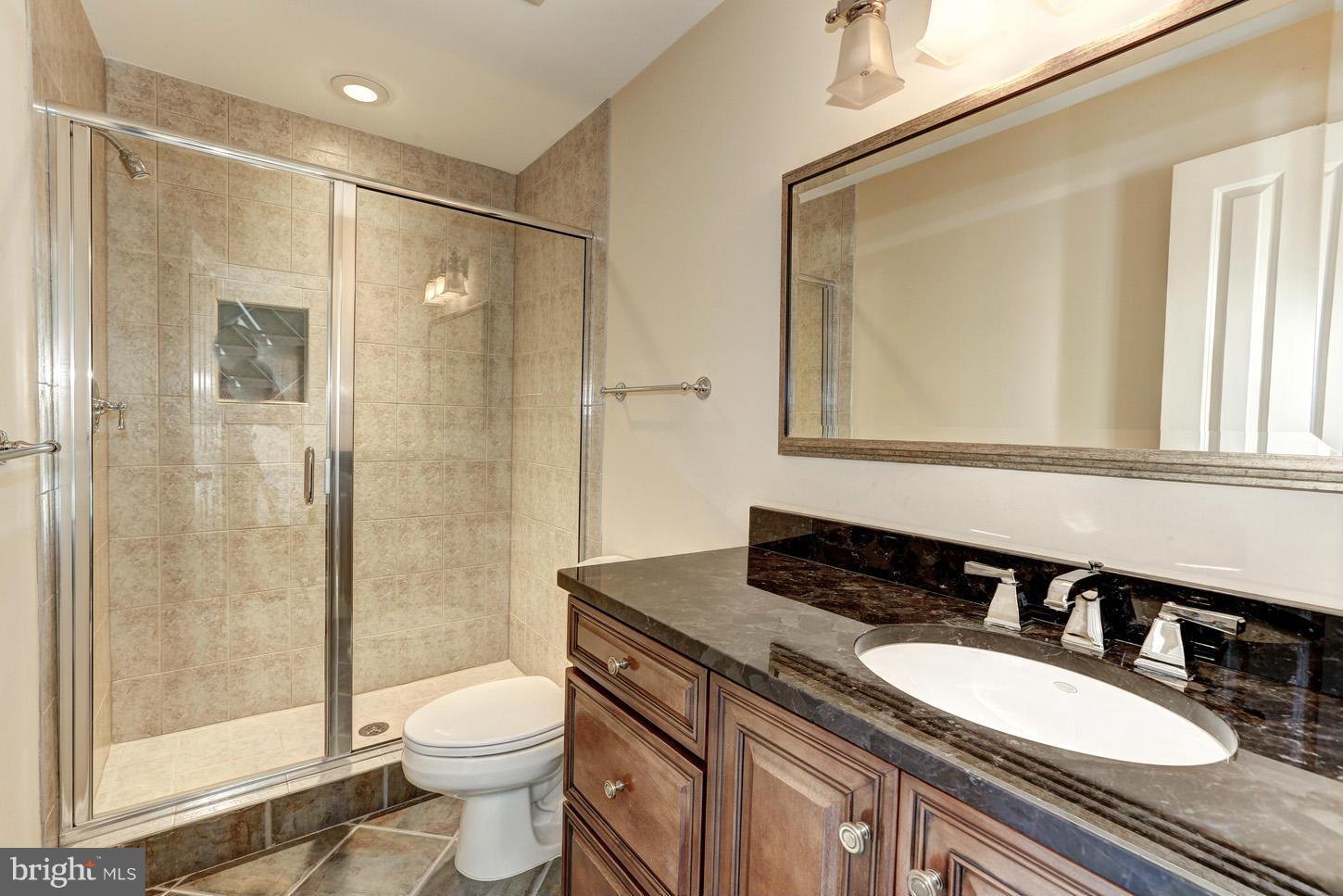 LEE HEIGHTS - Residential