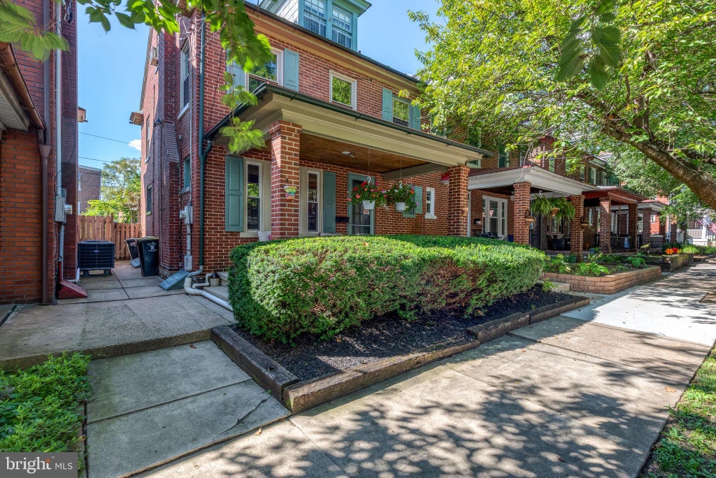 Photo of 230 Pearl Street, LANCASTER, PA 17603 (MLS # PALA2094276)