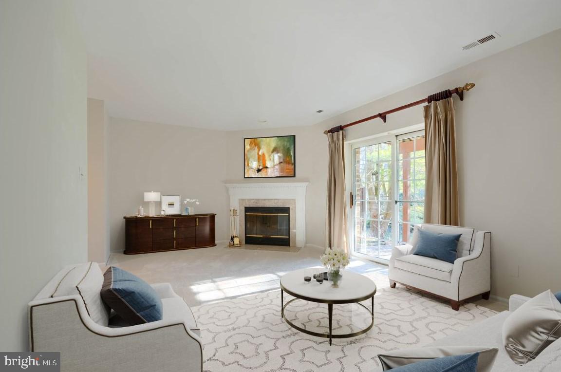 13 BALLYBUNION COURT