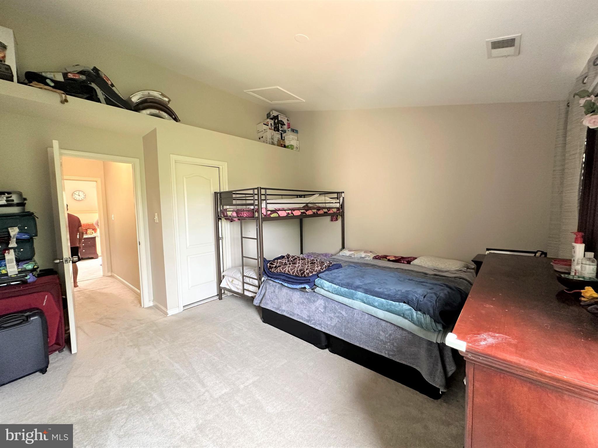 WOODLAND PARK - Residential Lease