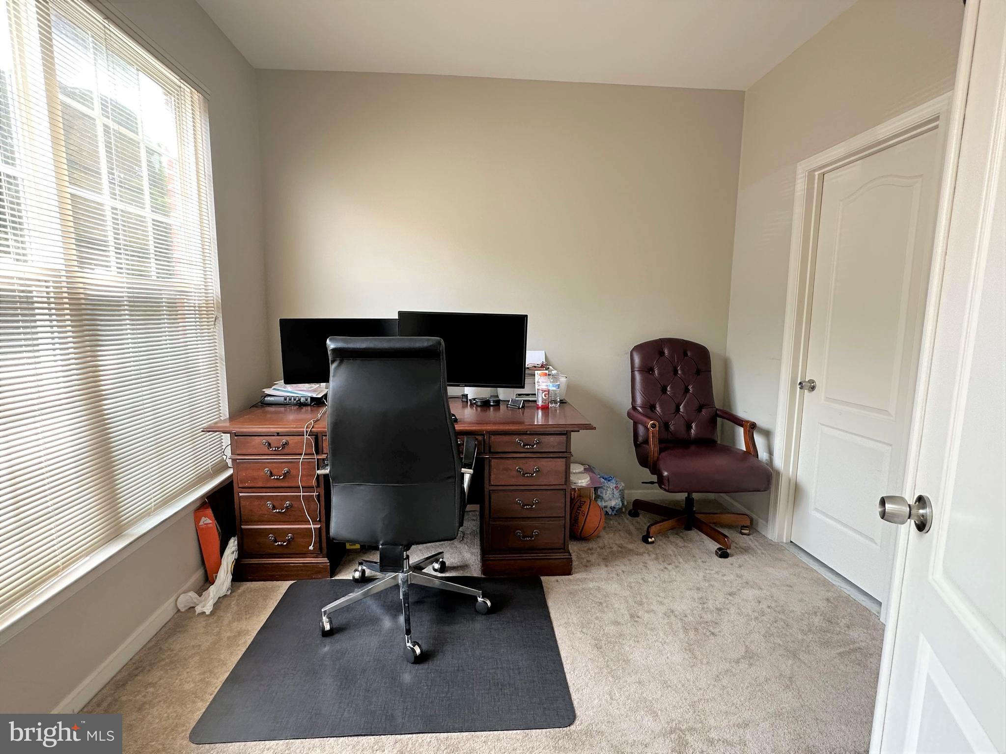 WOODLAND PARK - Residential Lease
