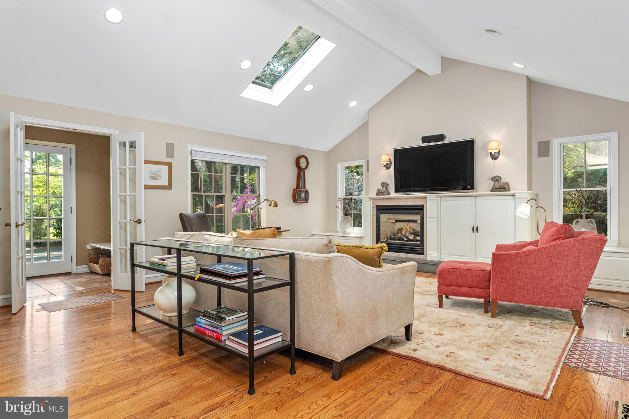 GLADWYNE - Residential