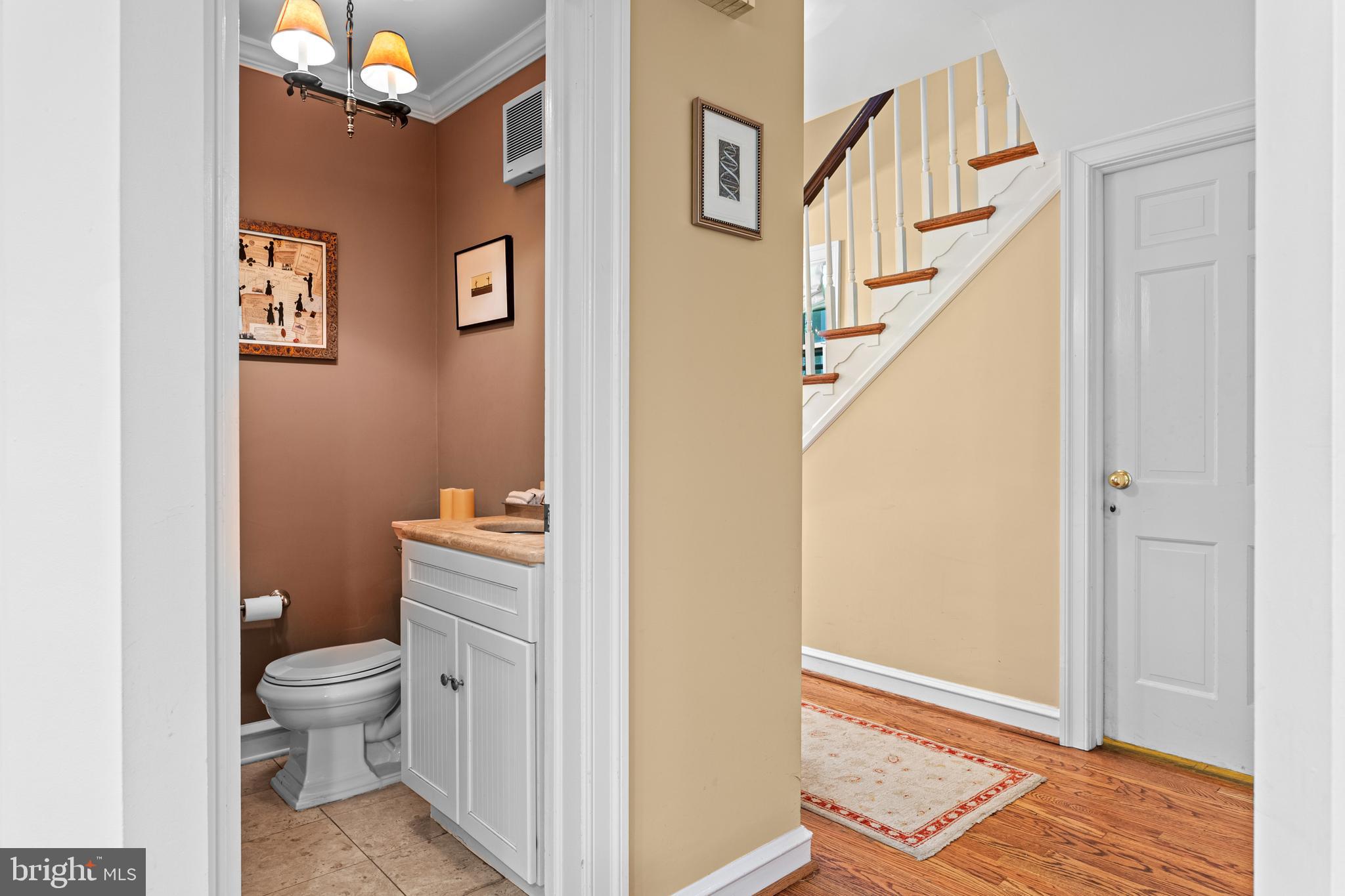 GLADWYNE - Residential