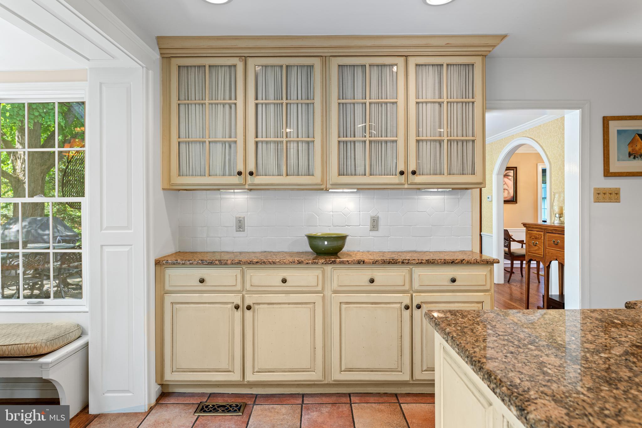 GLADWYNE - Residential