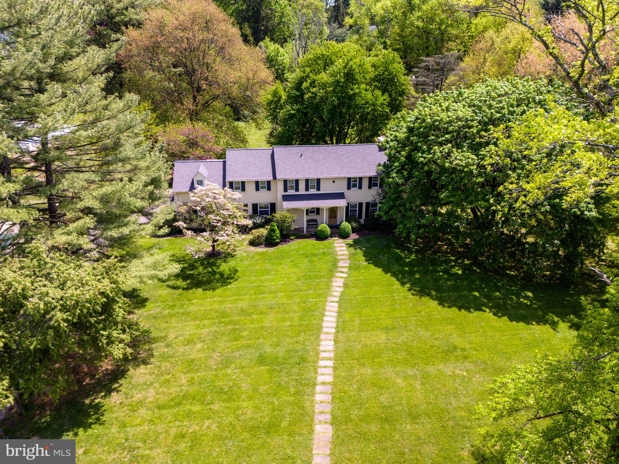 GLADWYNE - Residential