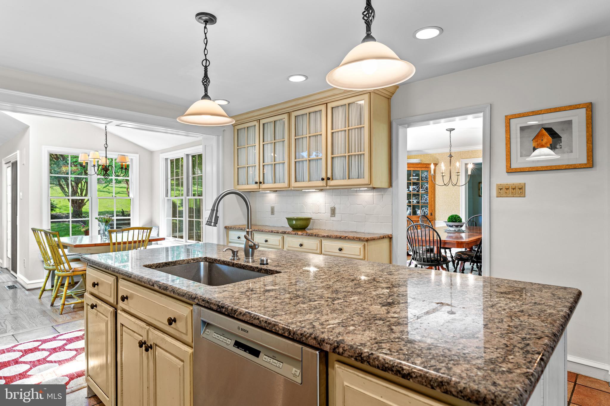 GLADWYNE - Residential