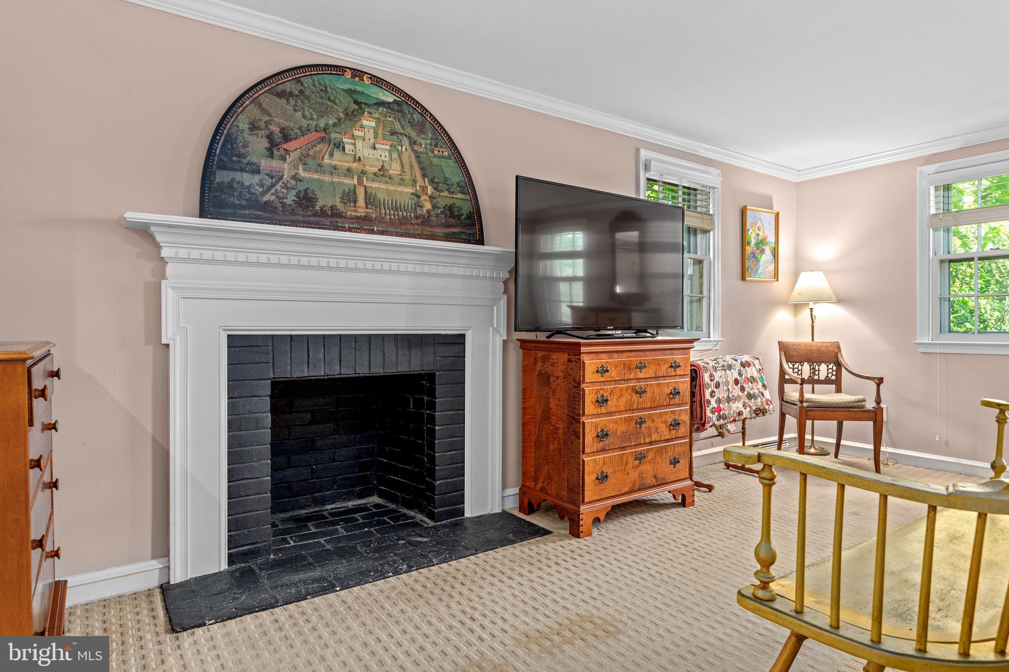 GLADWYNE - Residential