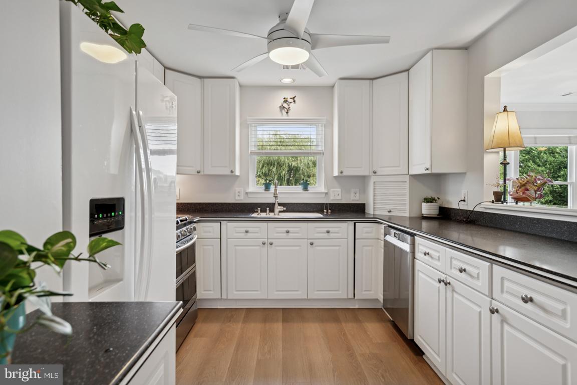 20594 CORNSTALK TERRACE 201