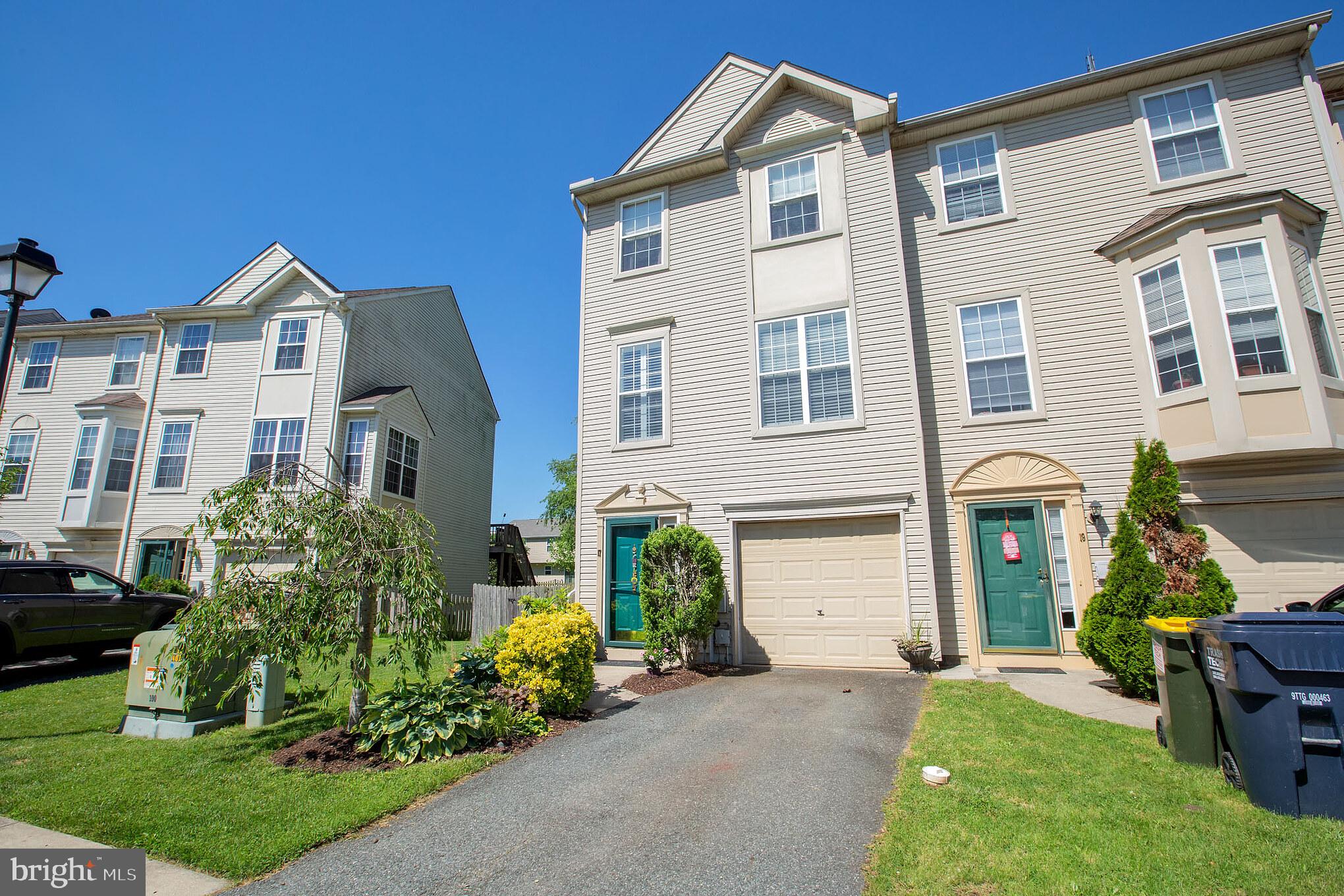 PERSIMMON CREEK - Residential