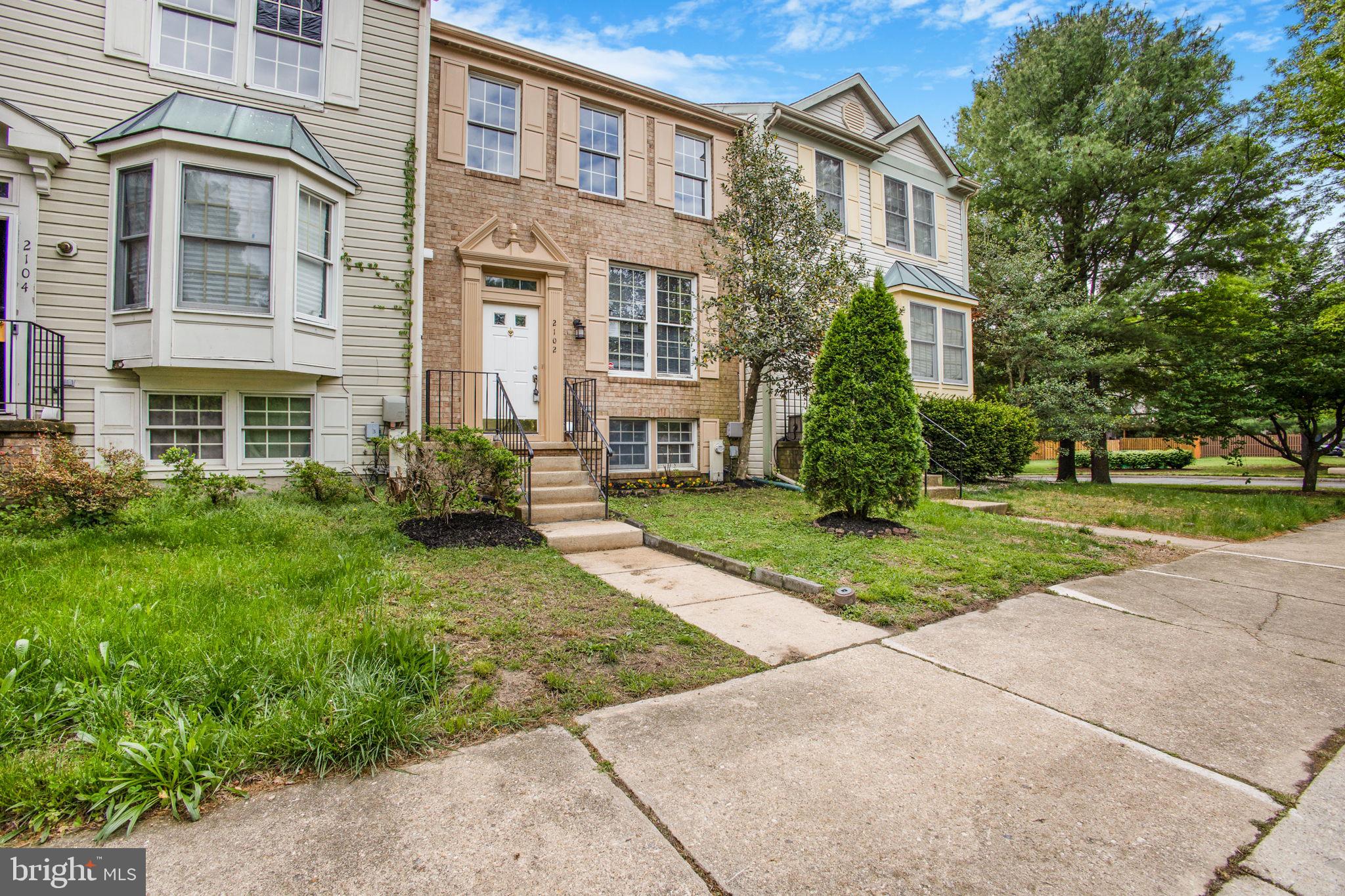 SEVEN OAKS - Residential