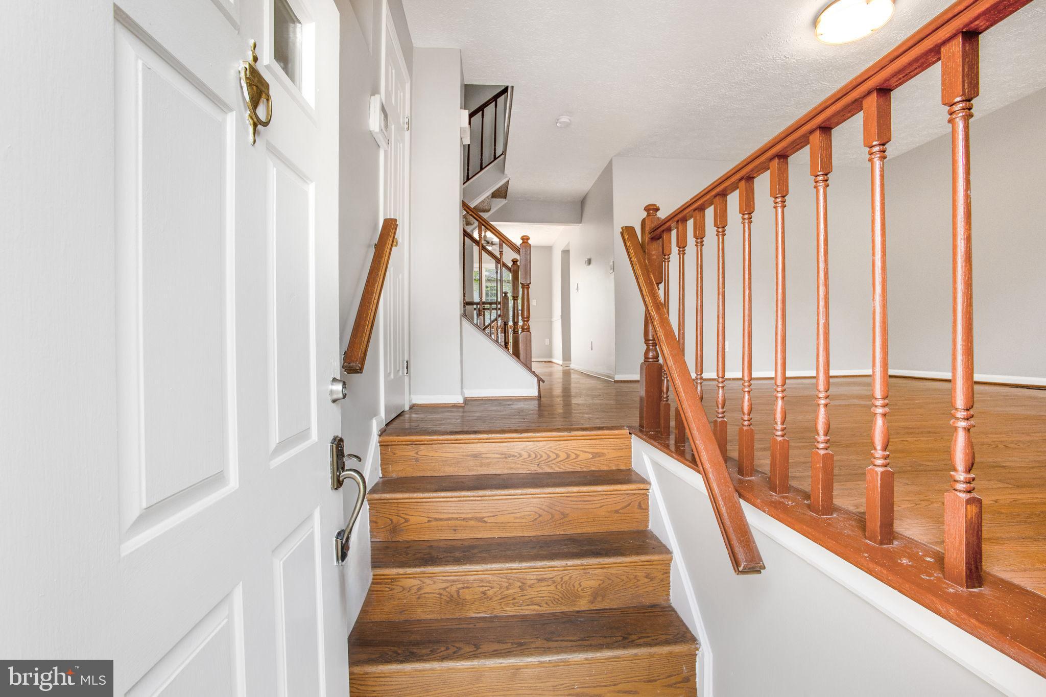 SEVEN OAKS - Residential