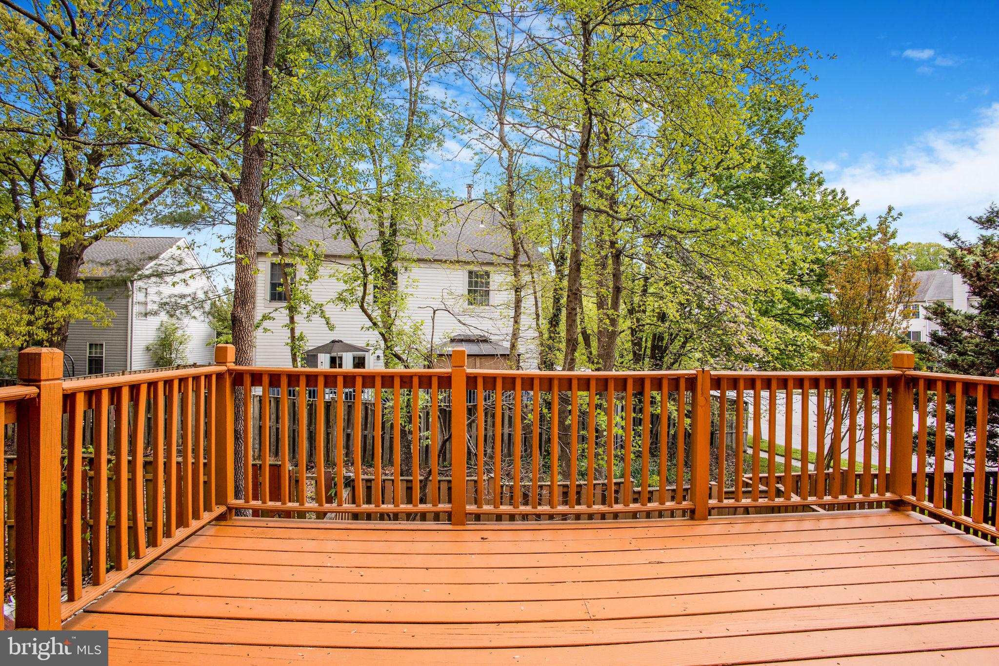 SEVEN OAKS - Residential