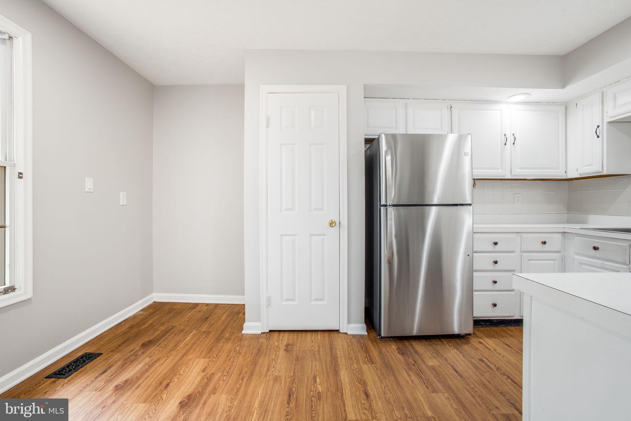 SEVEN OAKS - Residential