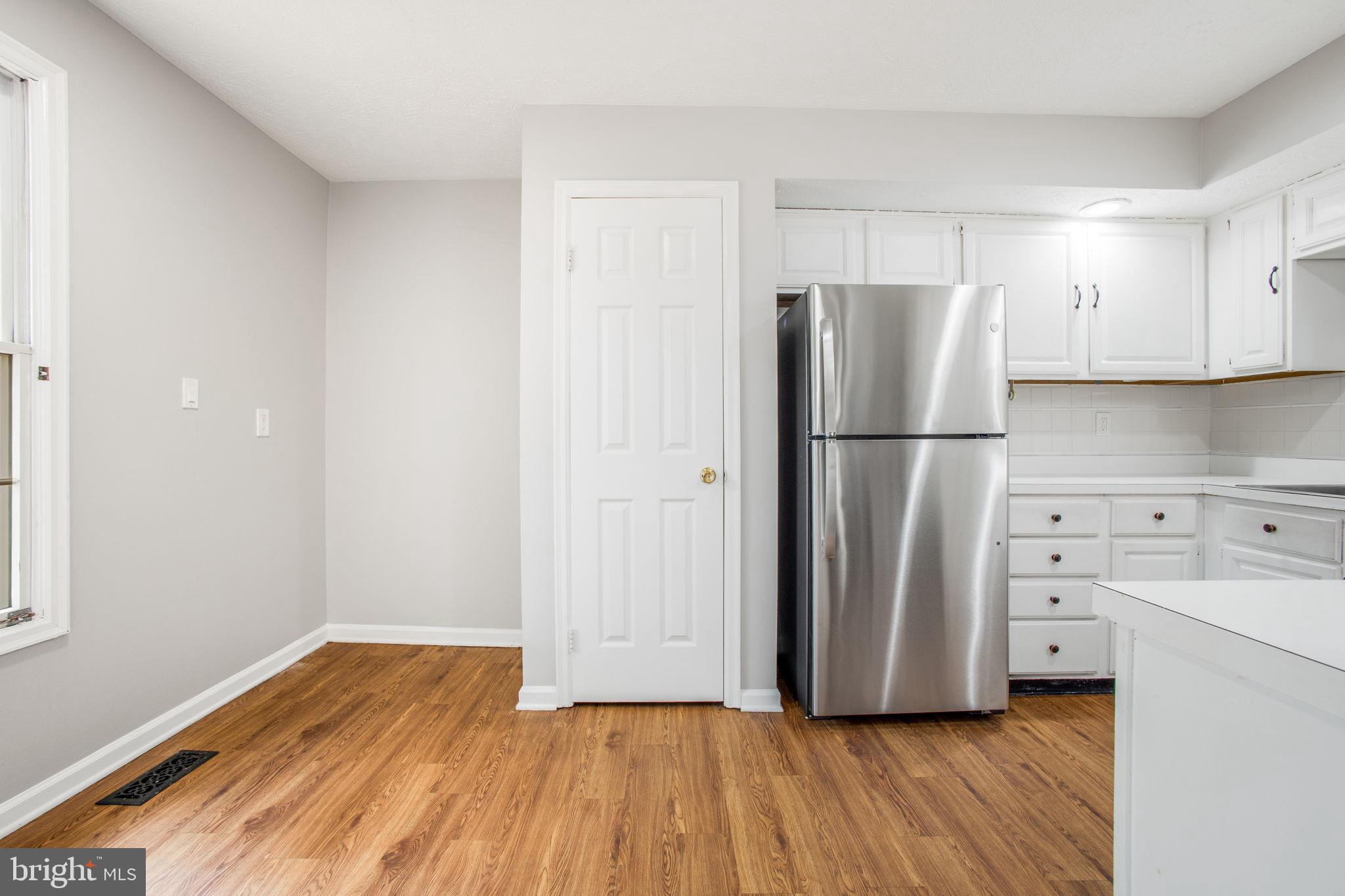 SEVEN OAKS - Residential