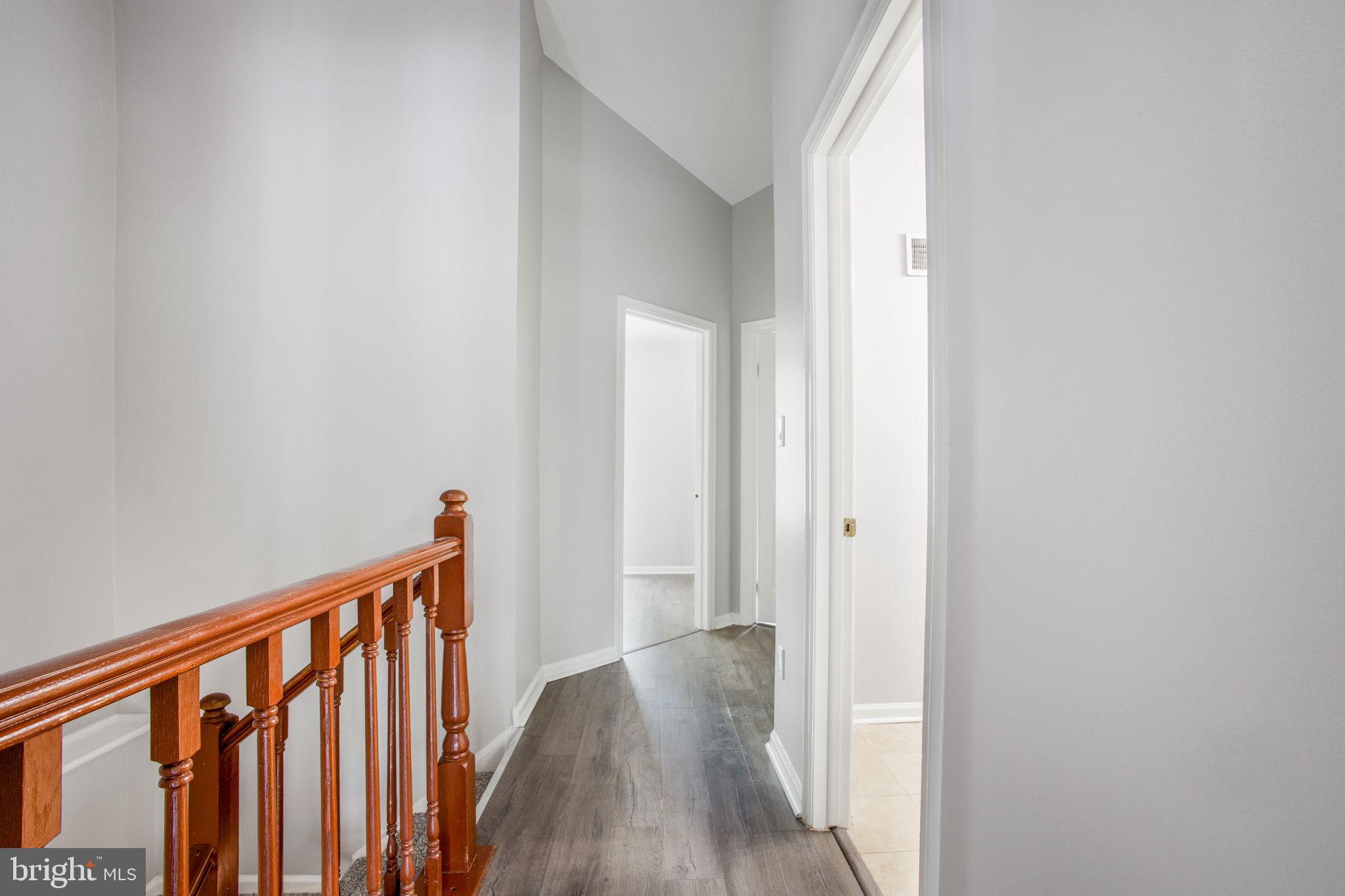 SEVEN OAKS - Residential