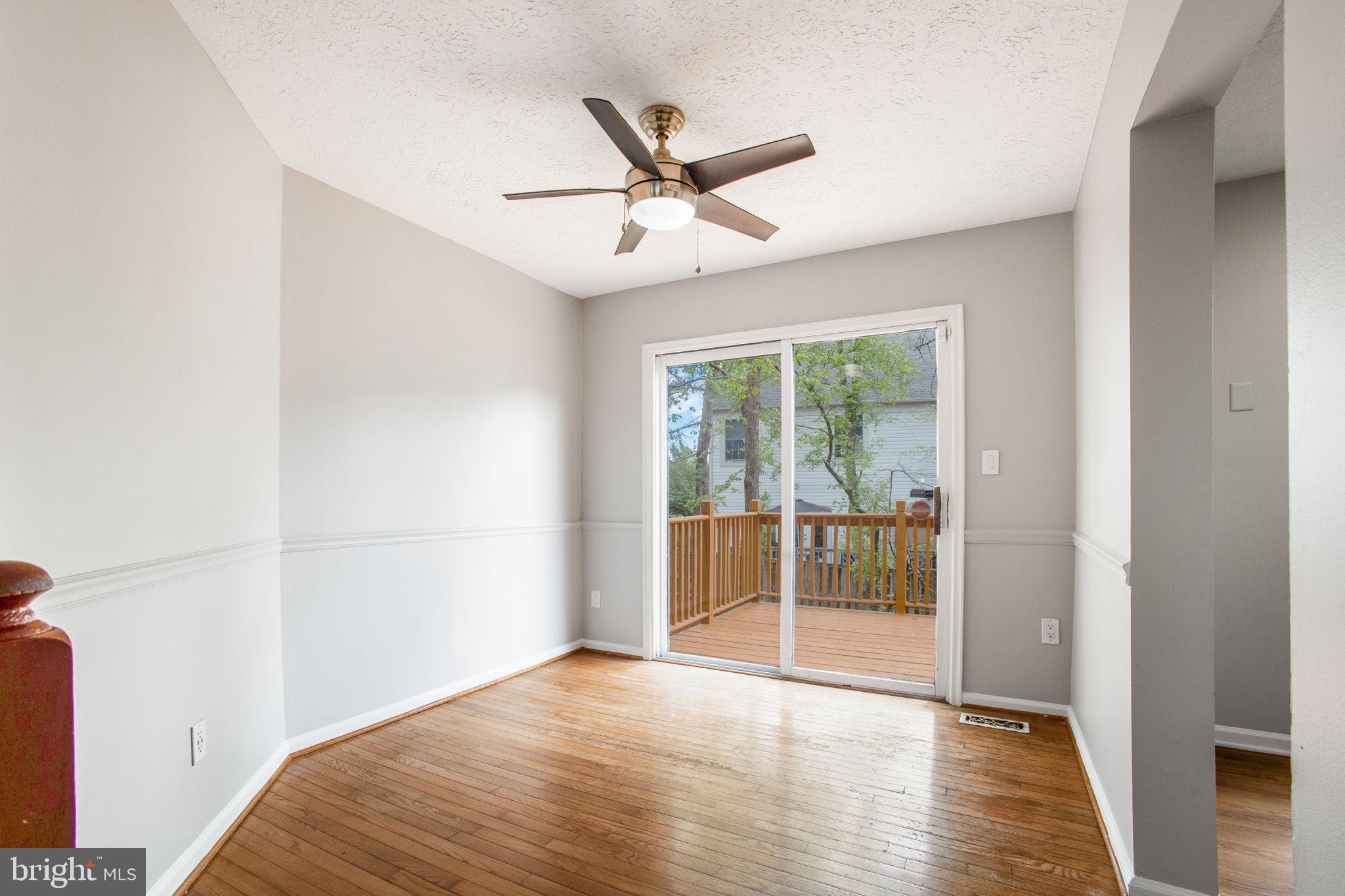 SEVEN OAKS - Residential